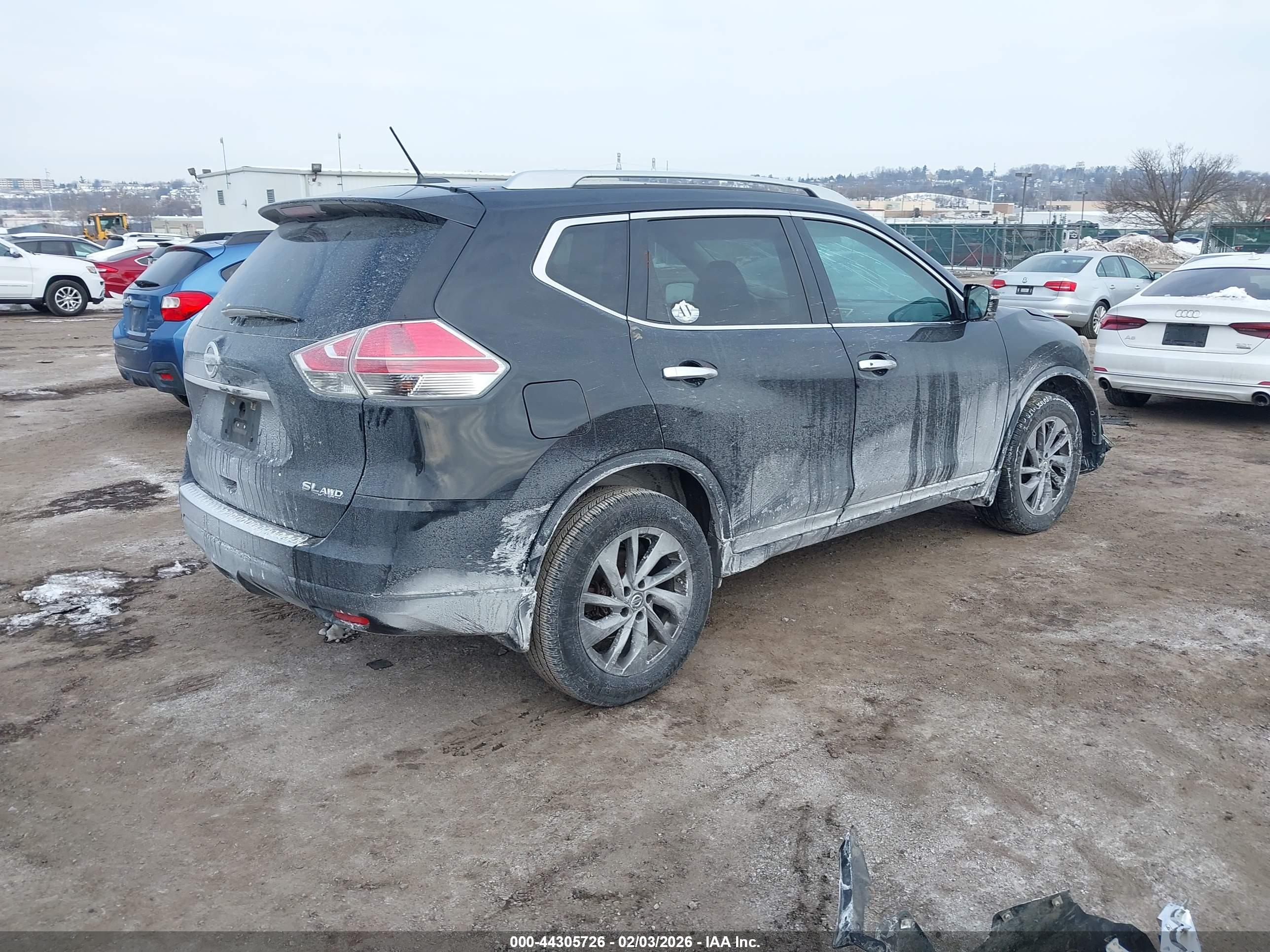 NISSAN ROGUE image 4