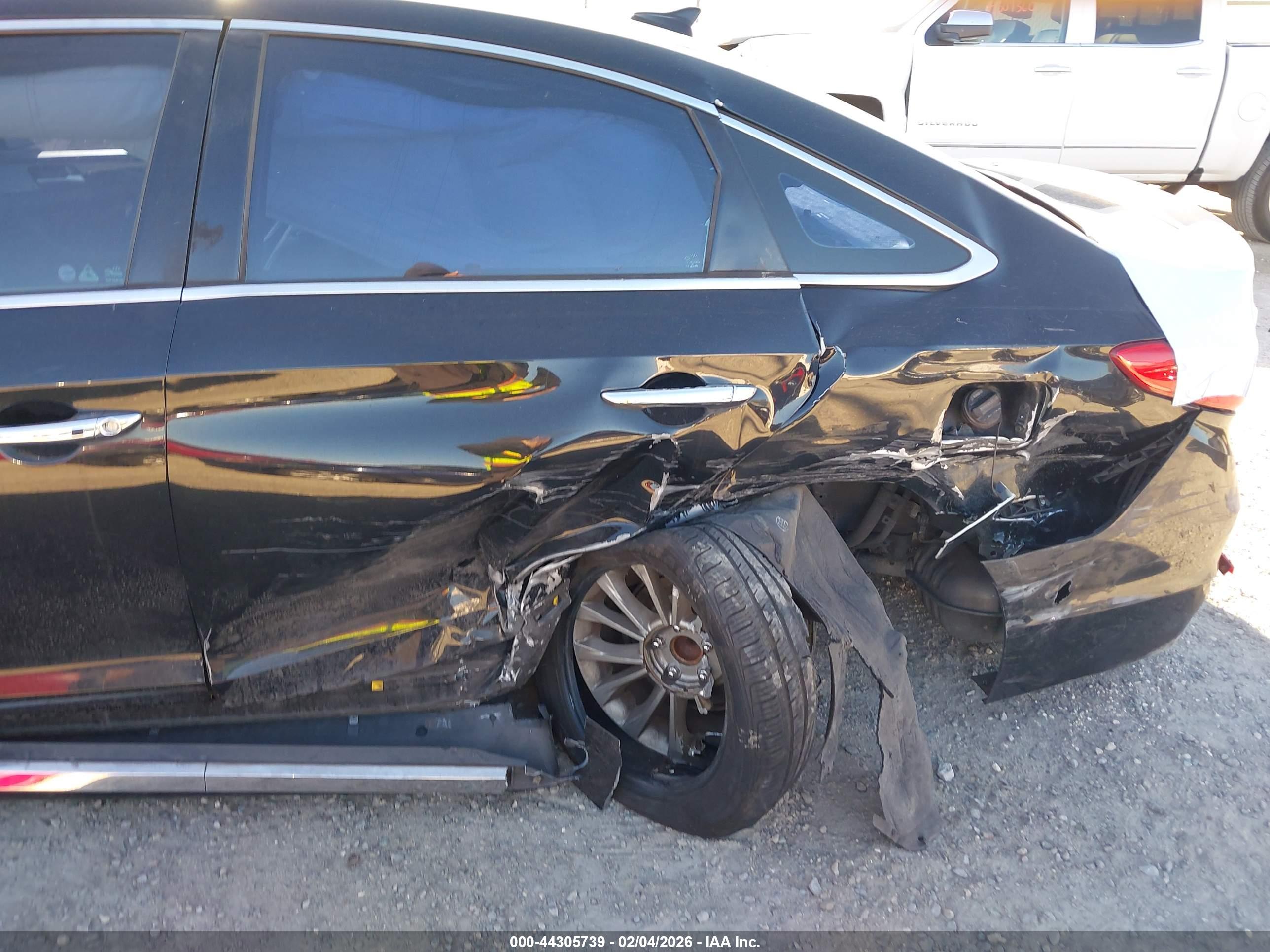 HYUNDAI SONATA image 6