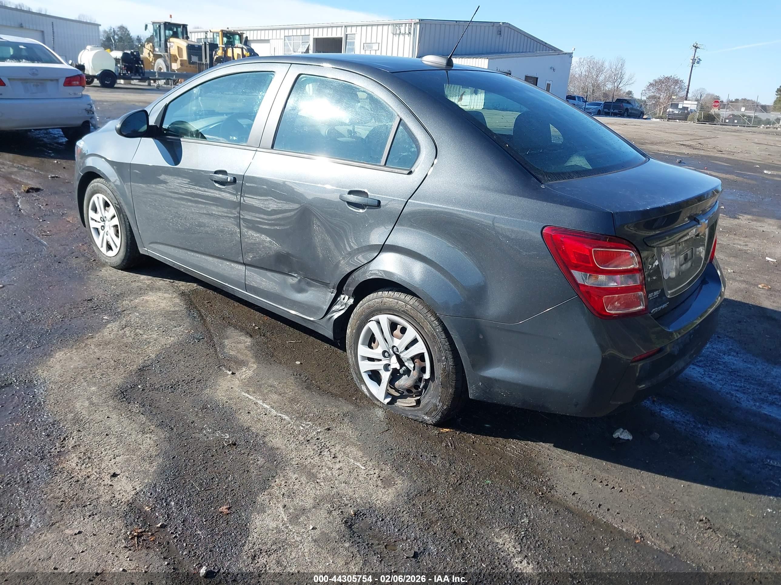 CHEVROLET SONIC image 3