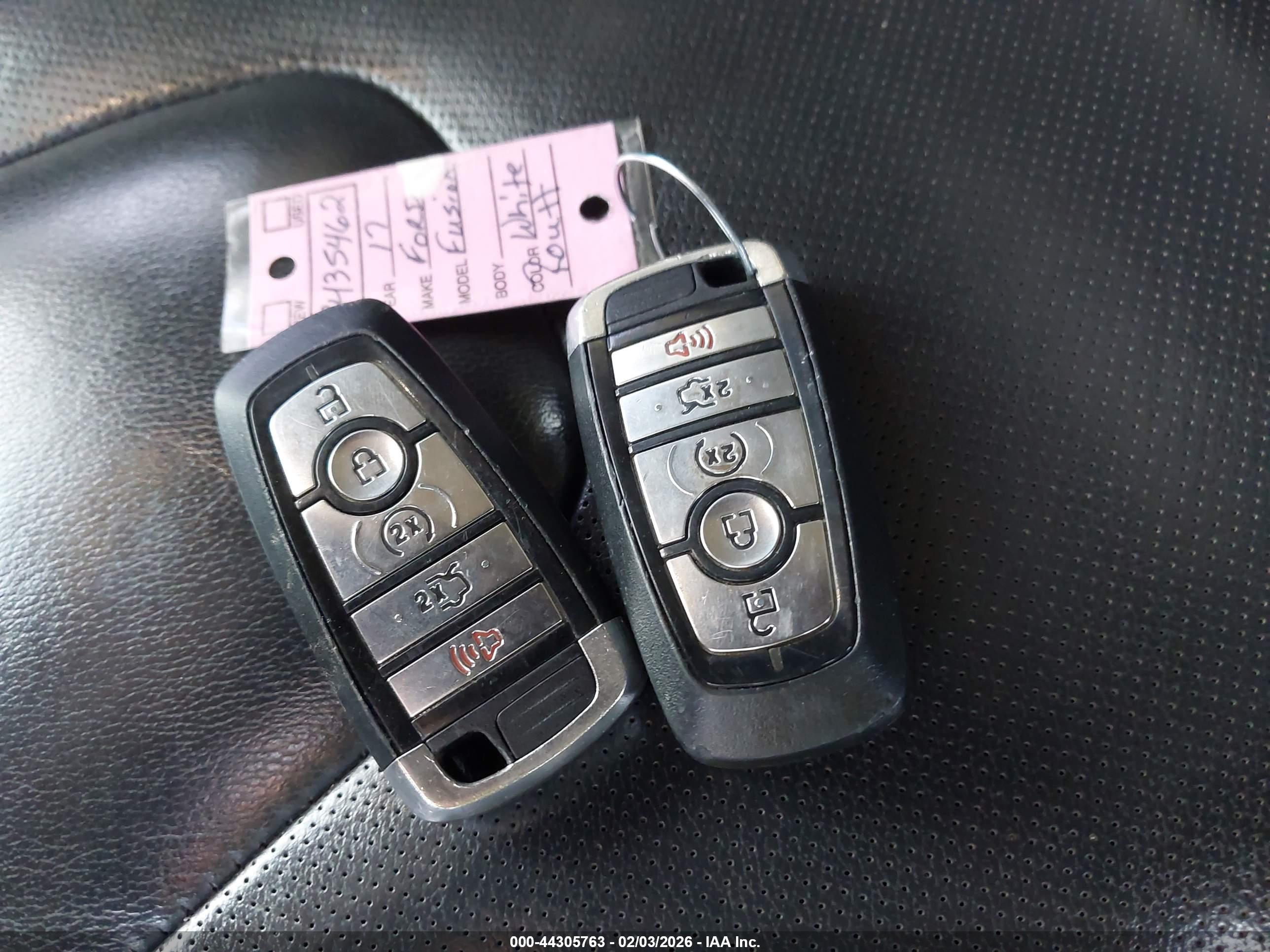 FORD FUSION image 11