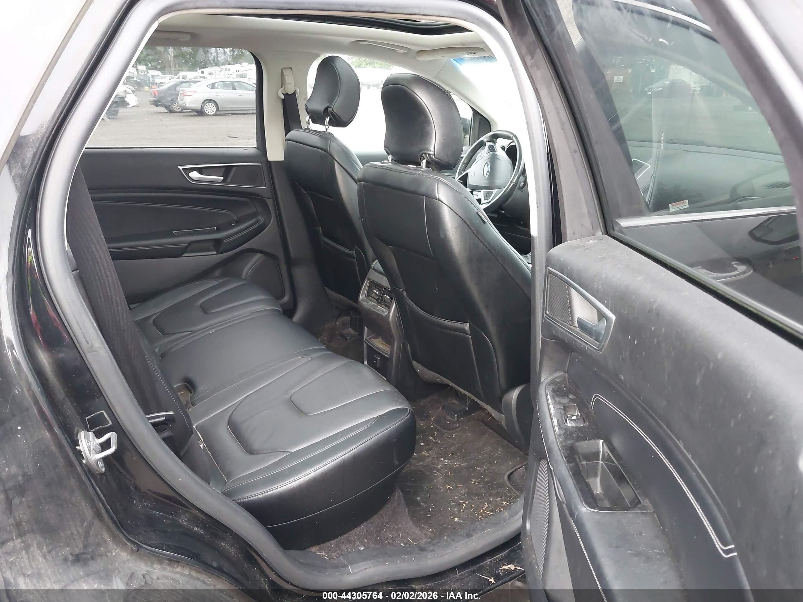 FORD EDGE image 8