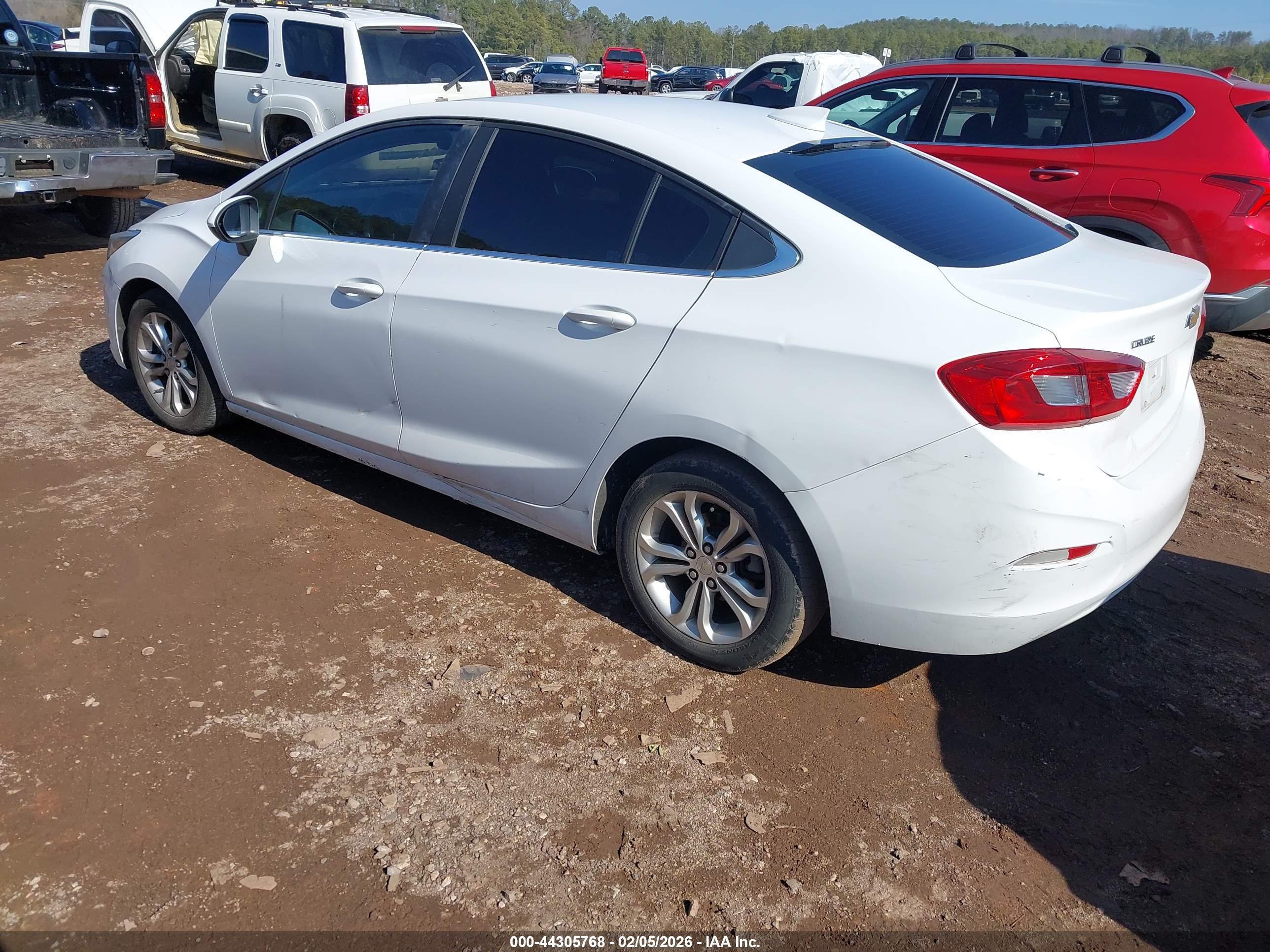 CHEVROLET CRUZE image 3