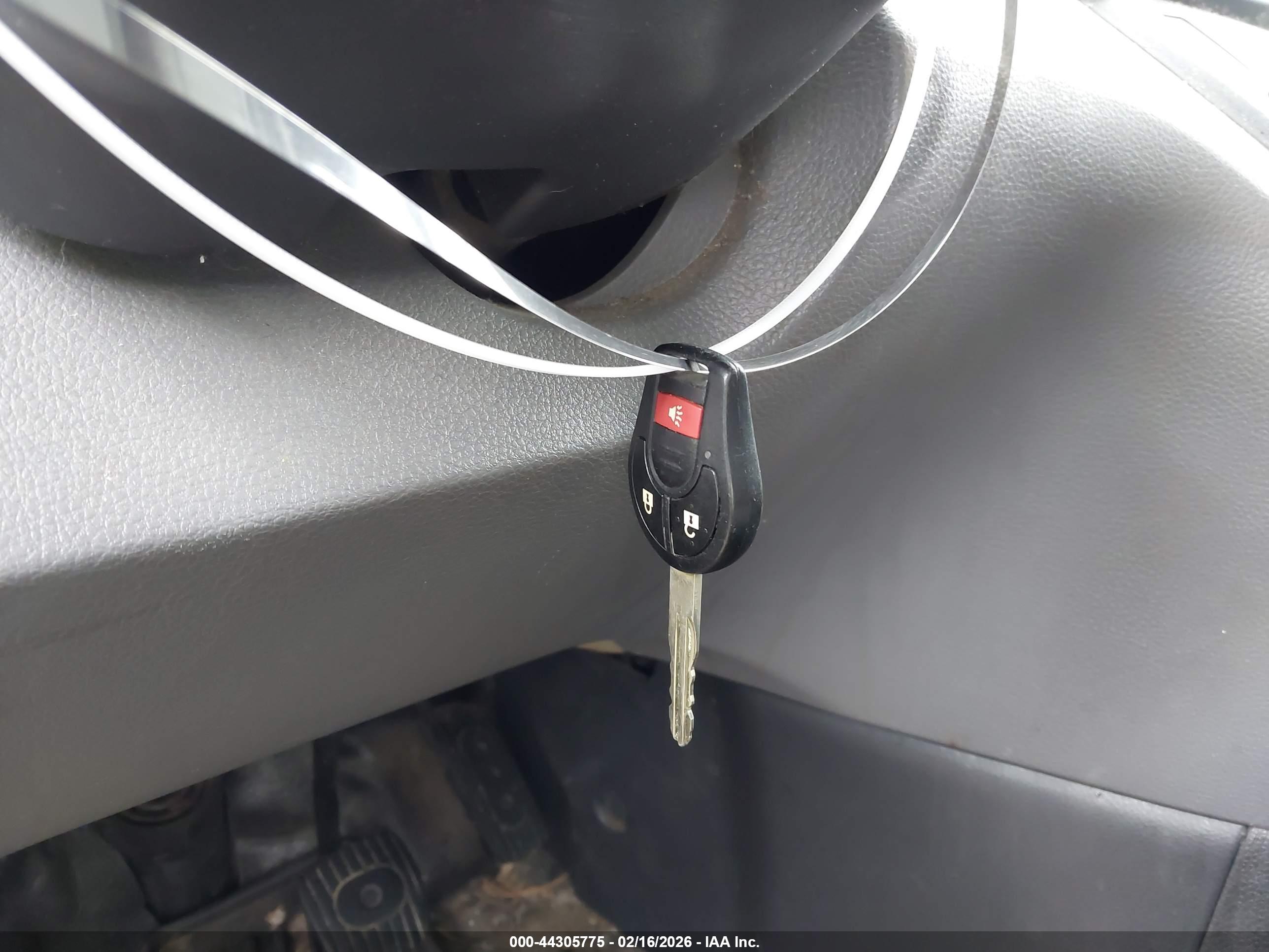 NISSAN NV200 image 11