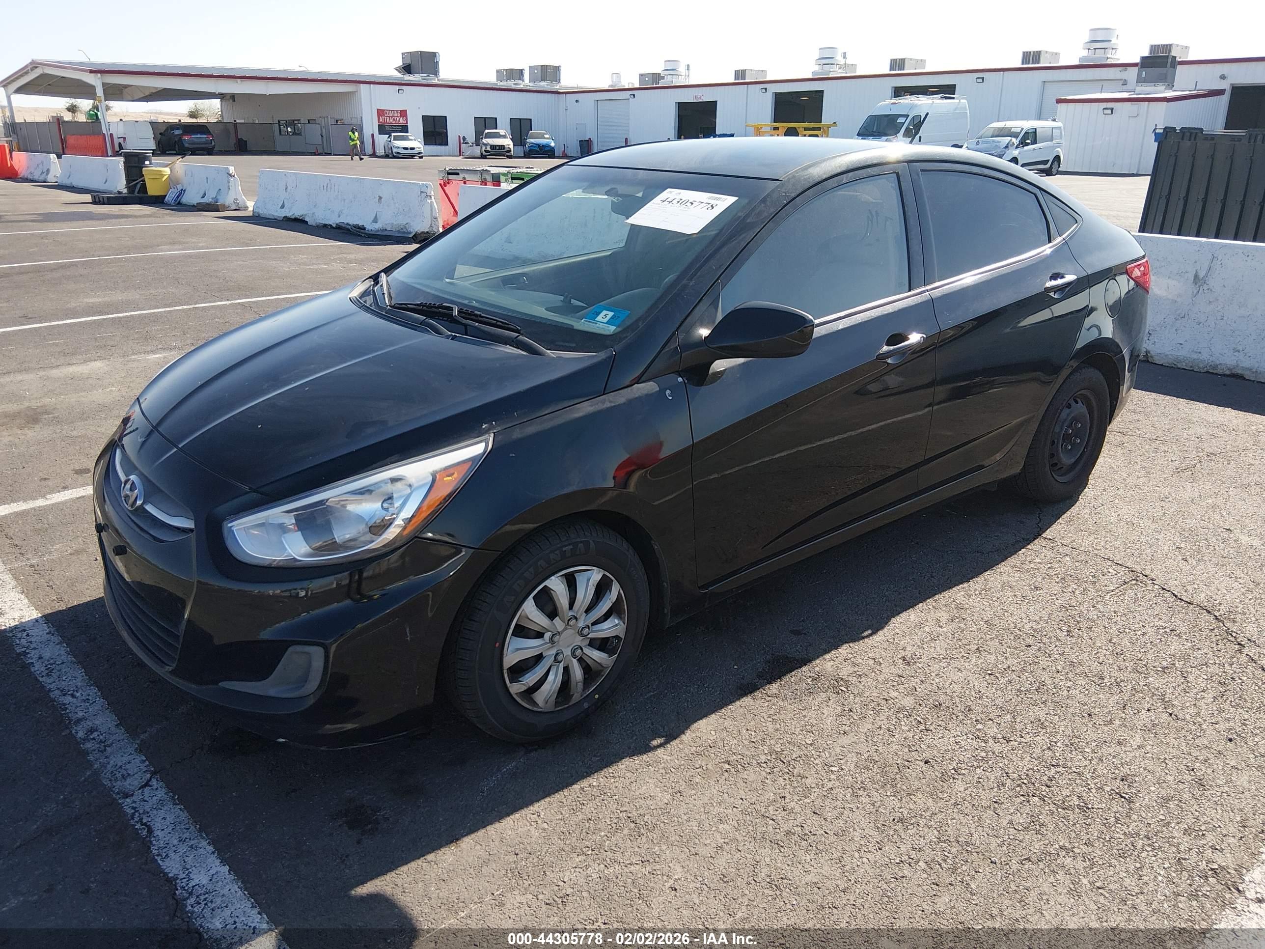 HYUNDAI ACCENT image 2