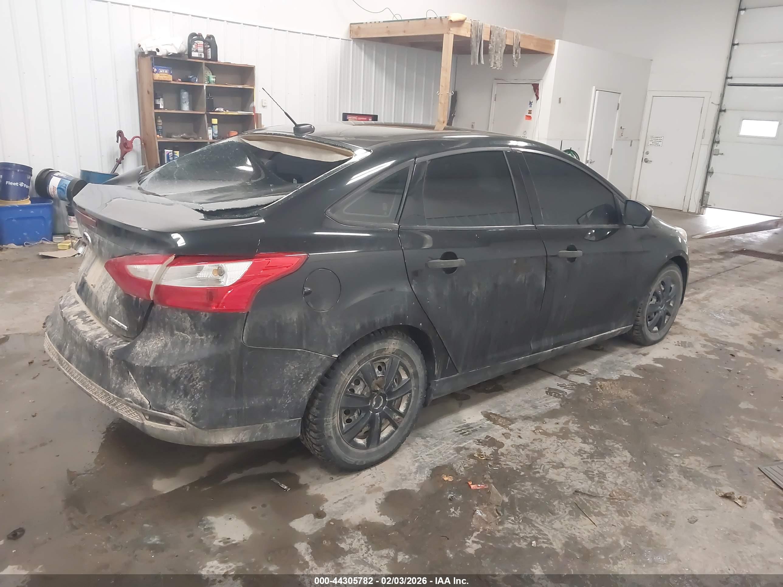 FORD FOCUS image 4