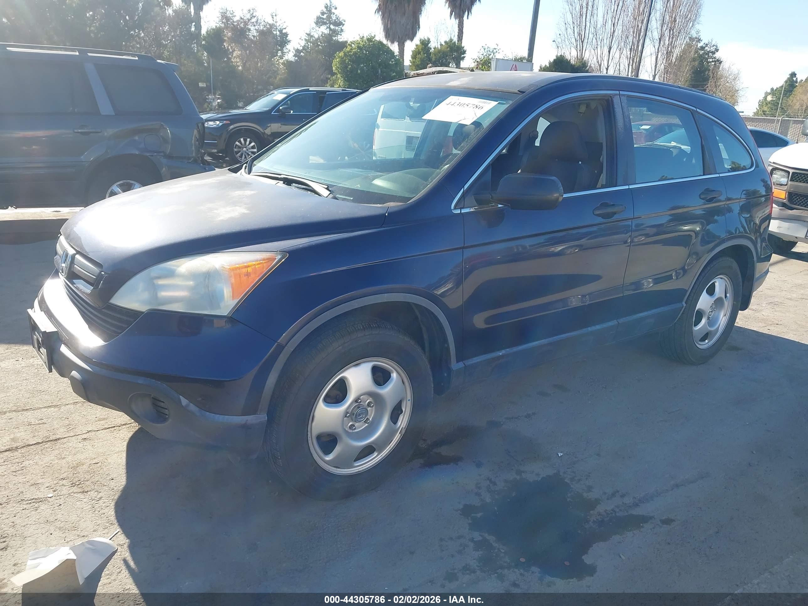 HONDA CR-V image 2