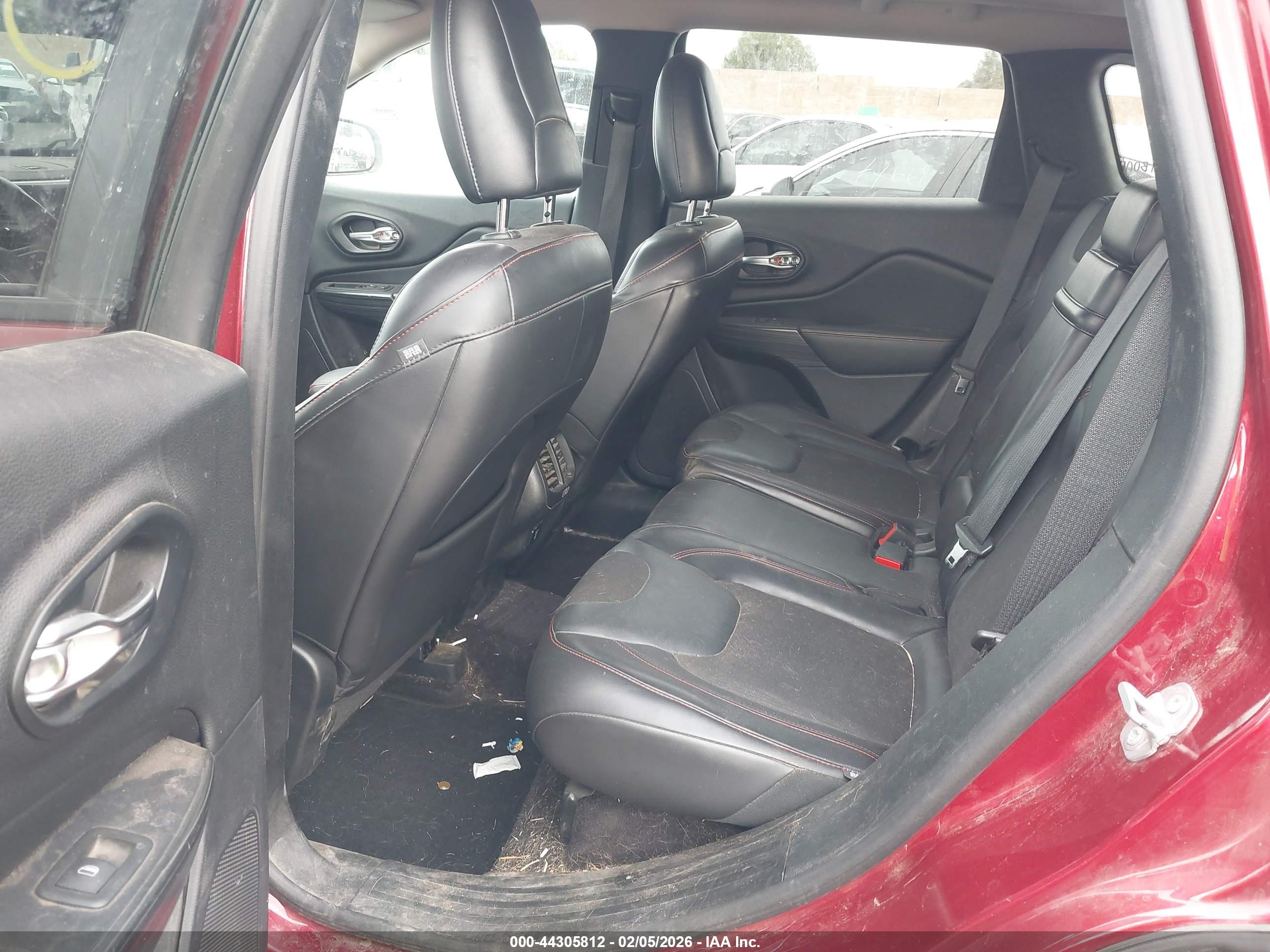 JEEP CHEROKEE image 8