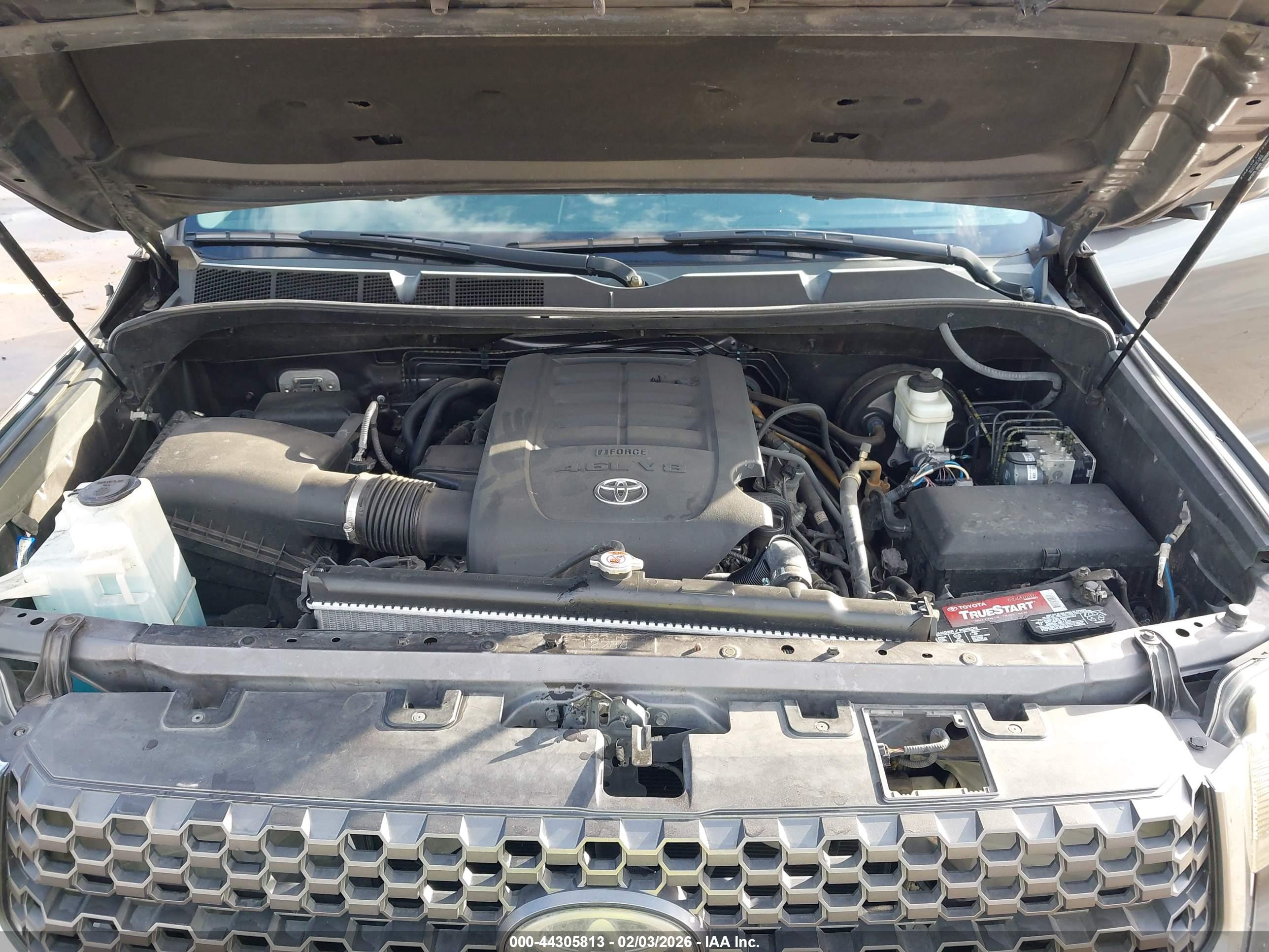 TOYOTA TUNDRA image 10