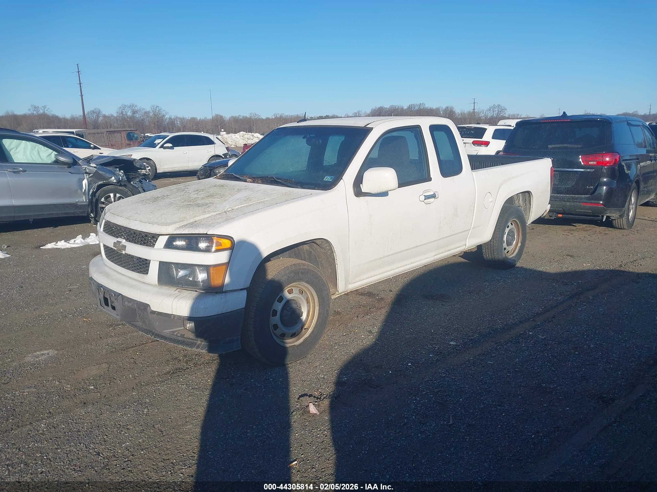 CHEVROLET COLORADO image 2