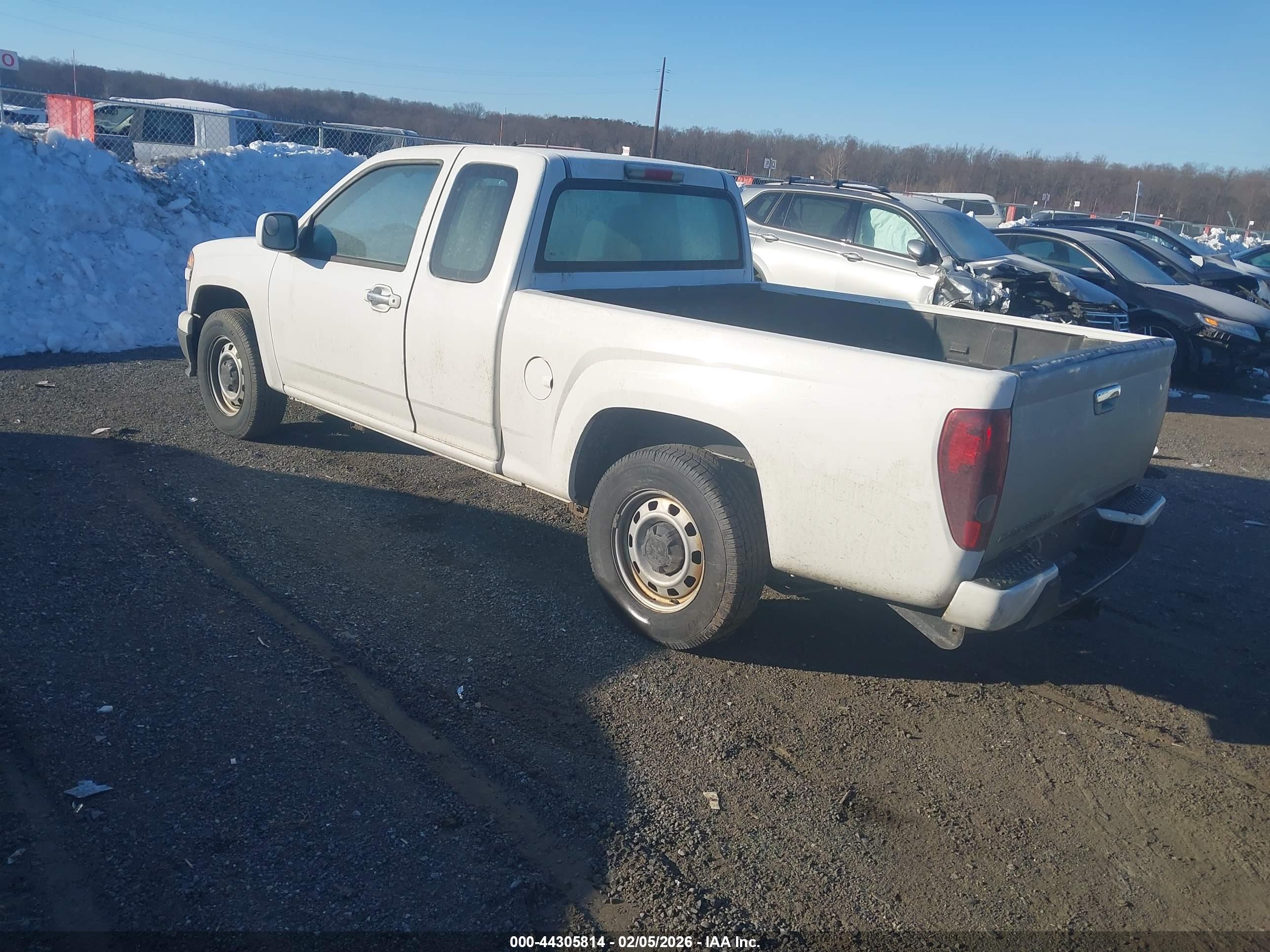 CHEVROLET COLORADO image 3