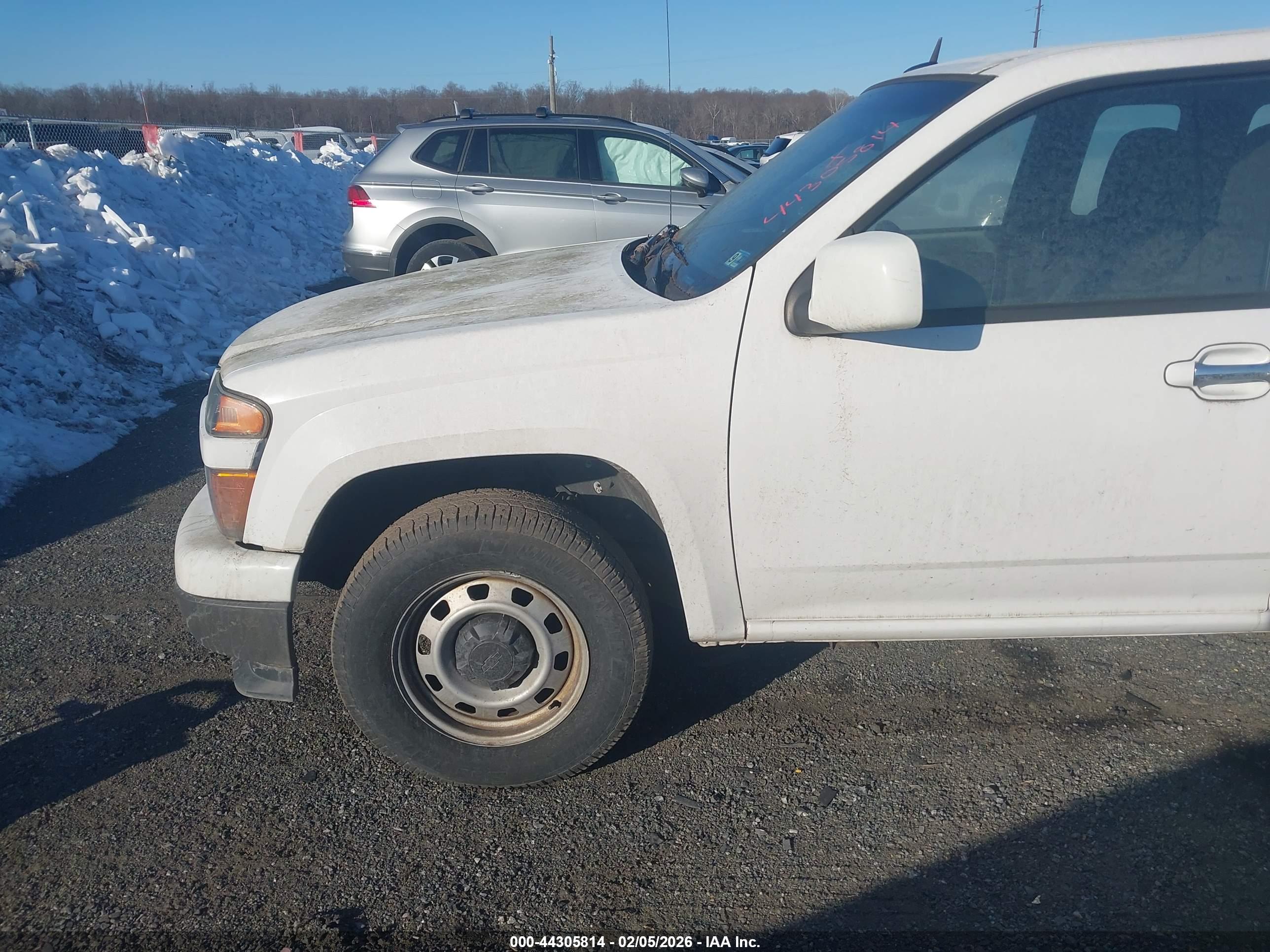 CHEVROLET COLORADO image 6