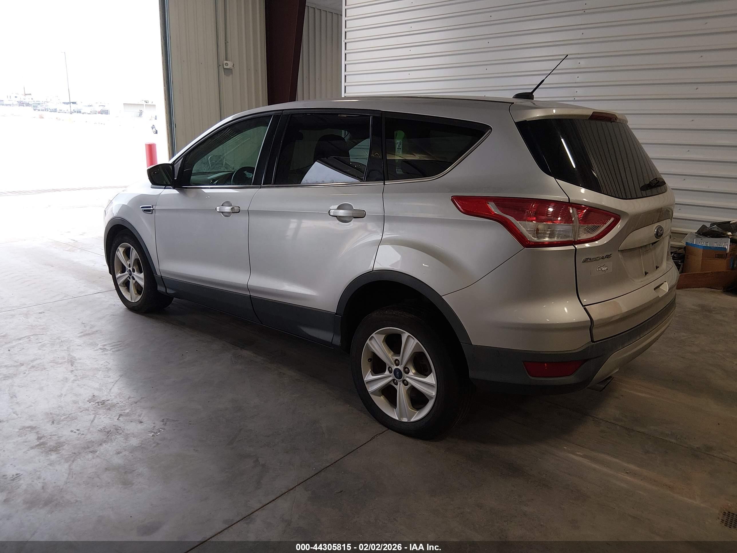 FORD ESCAPE image 3