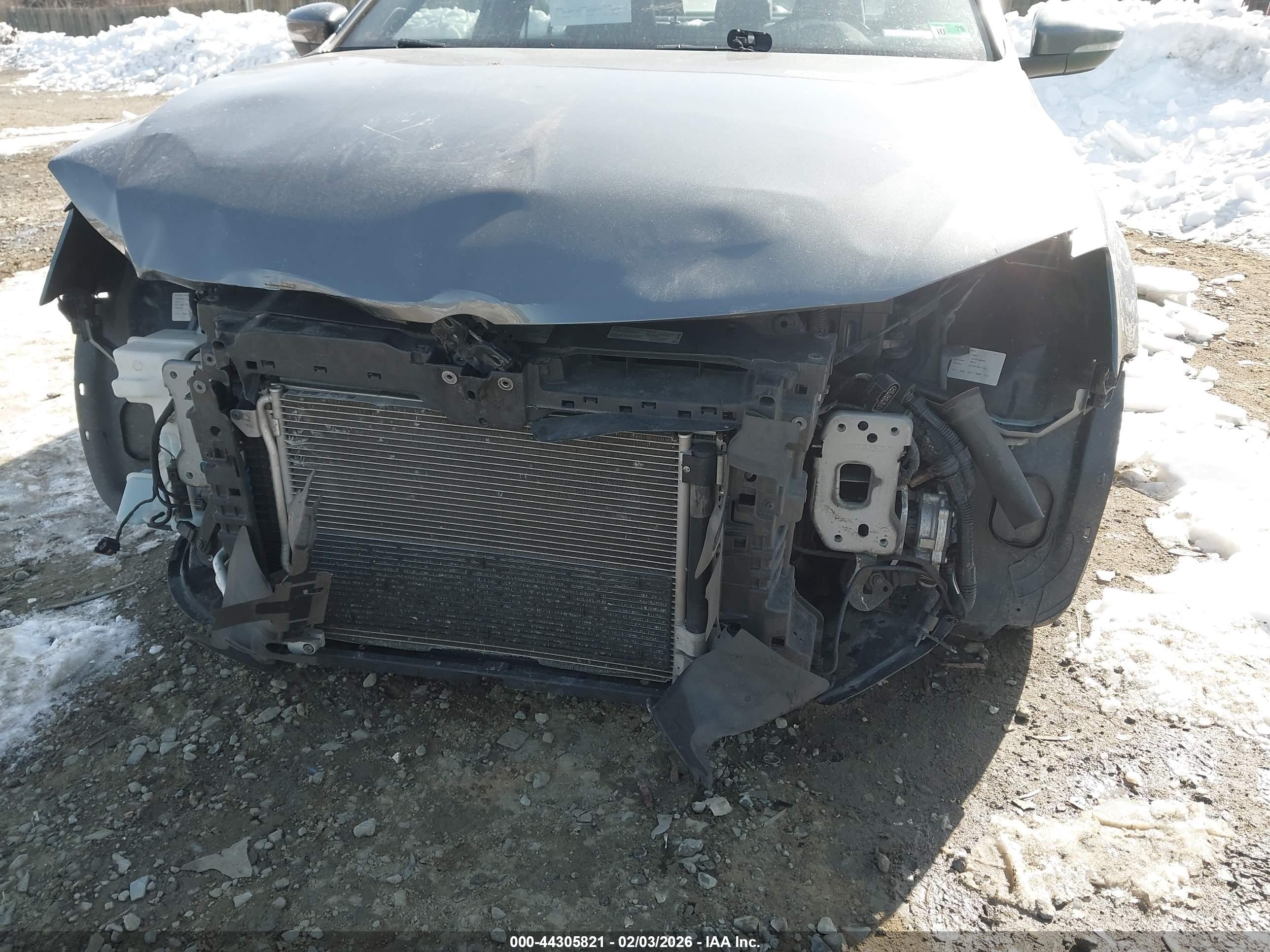 VOLKSWAGEN JETTA image 6