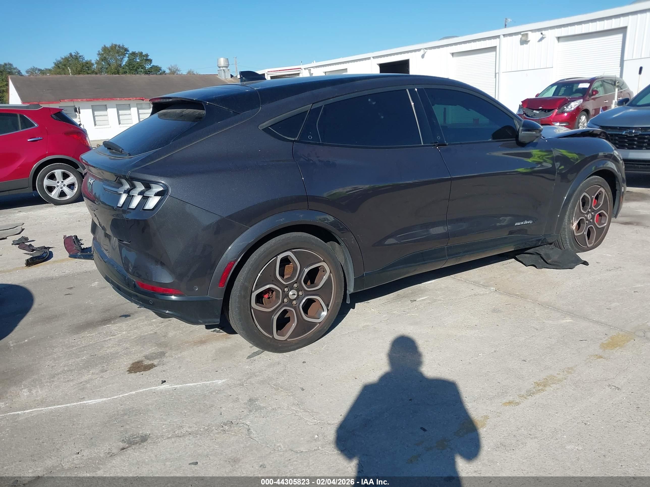 FORD MUSTANG image 4