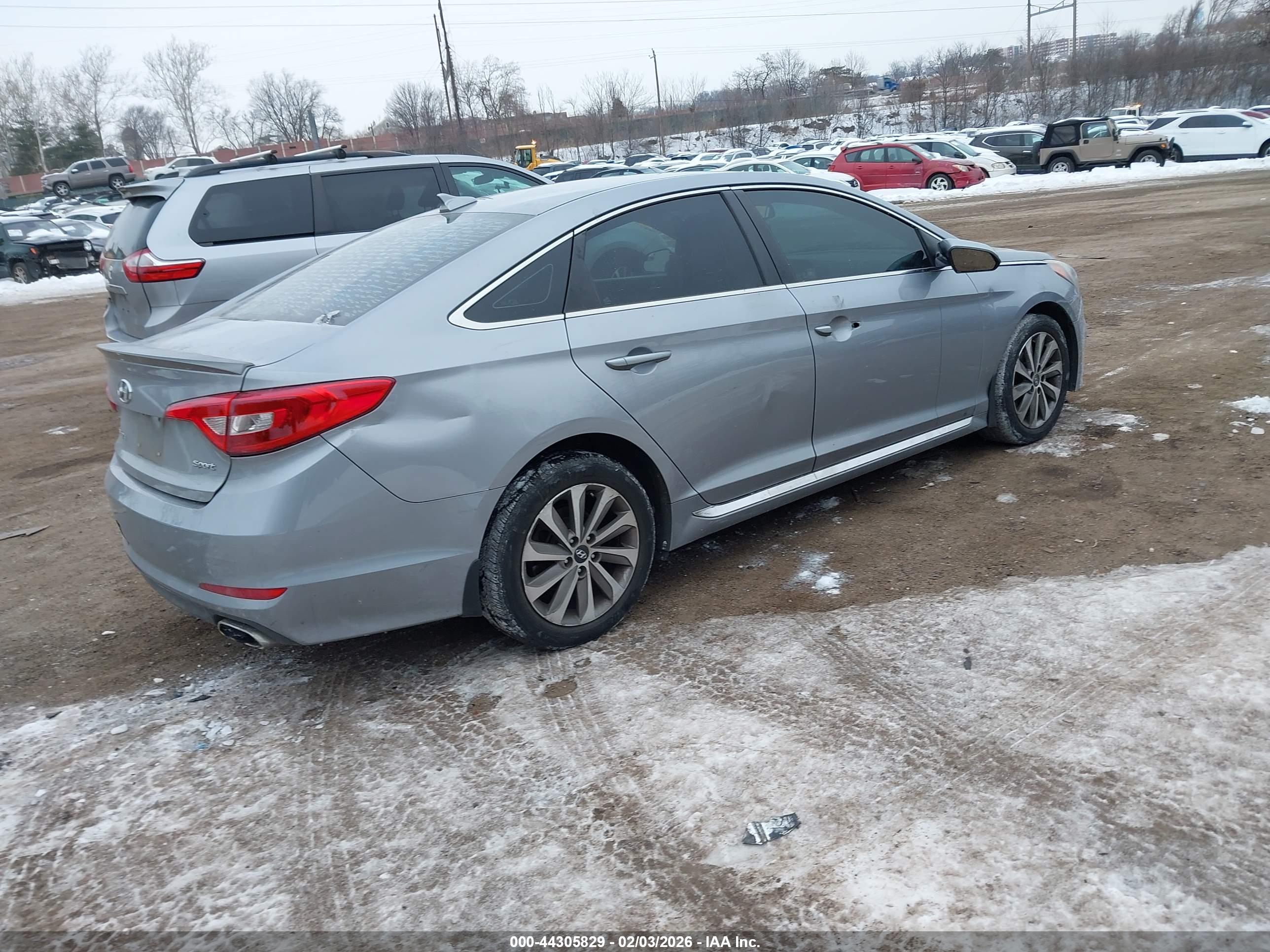 HYUNDAI SONATA image 4