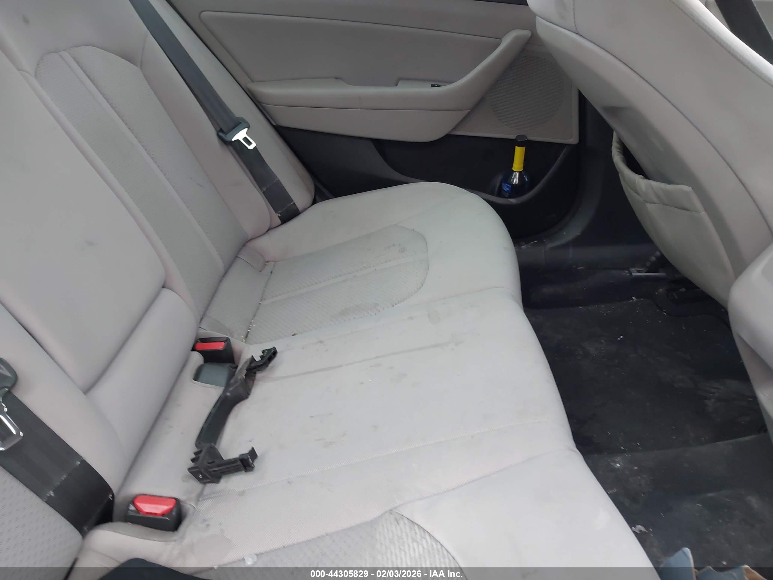 HYUNDAI SONATA image 8