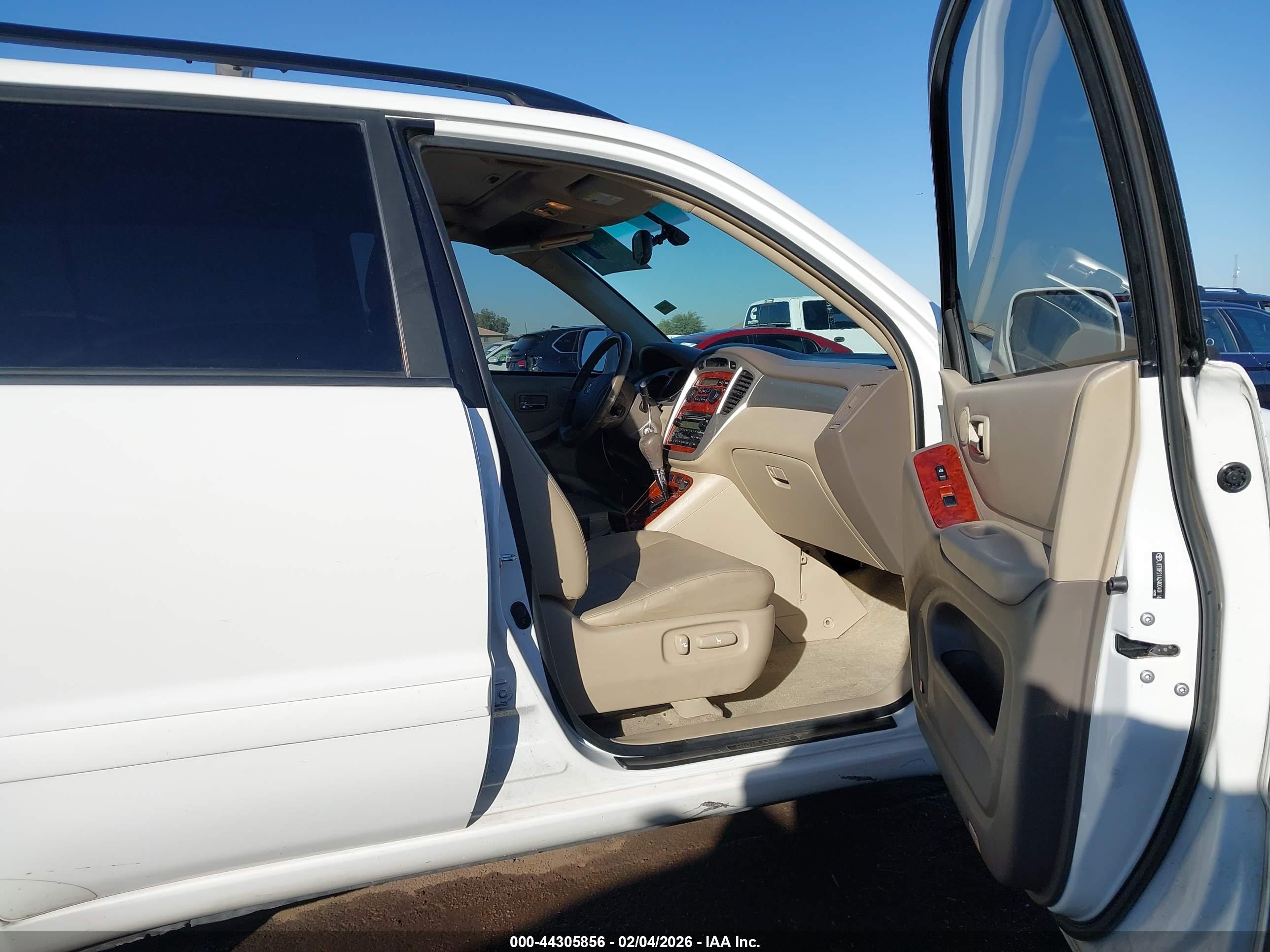 TOYOTA HIGHLANDER image 5