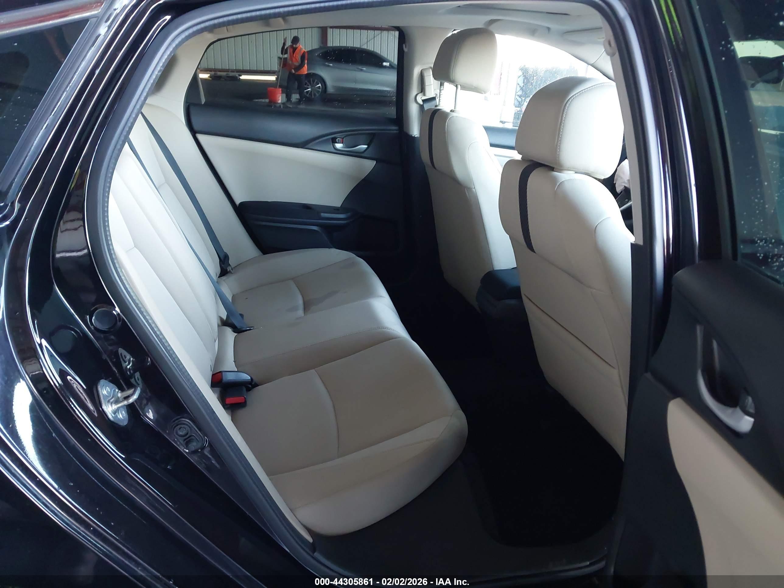 HONDA CIVIC image 8