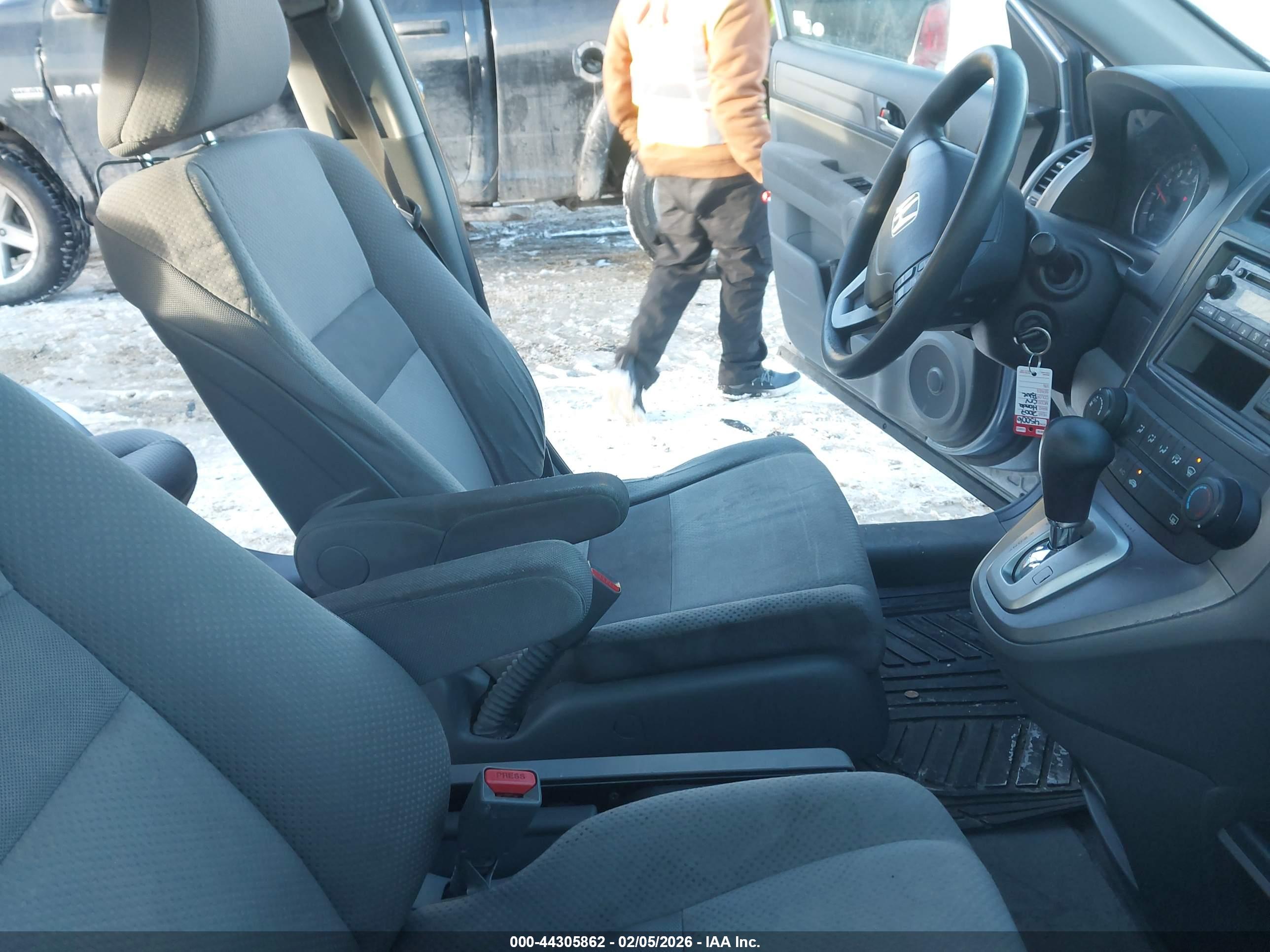 HONDA CR-V image 5