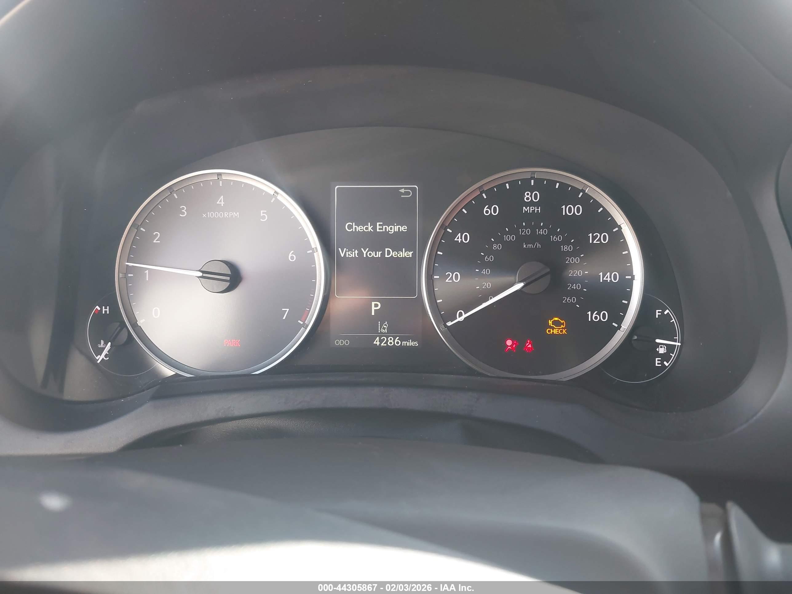 LEXUS IS image 7