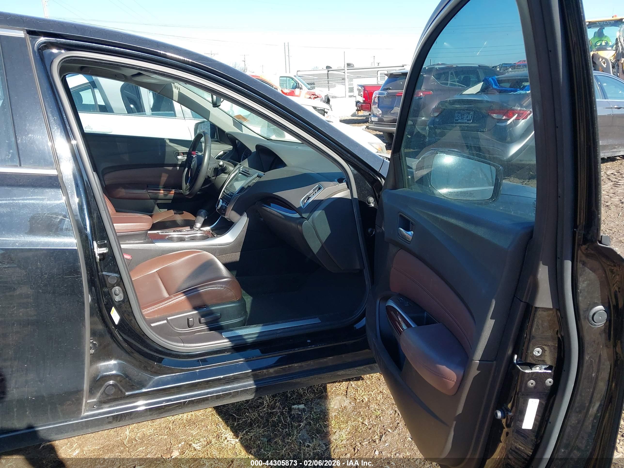 ACURA TLX image 5