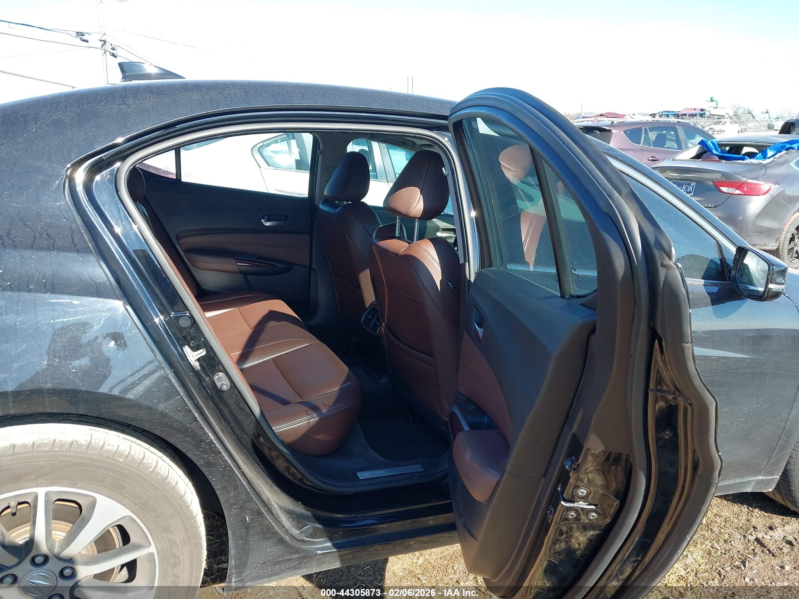 ACURA TLX image 8