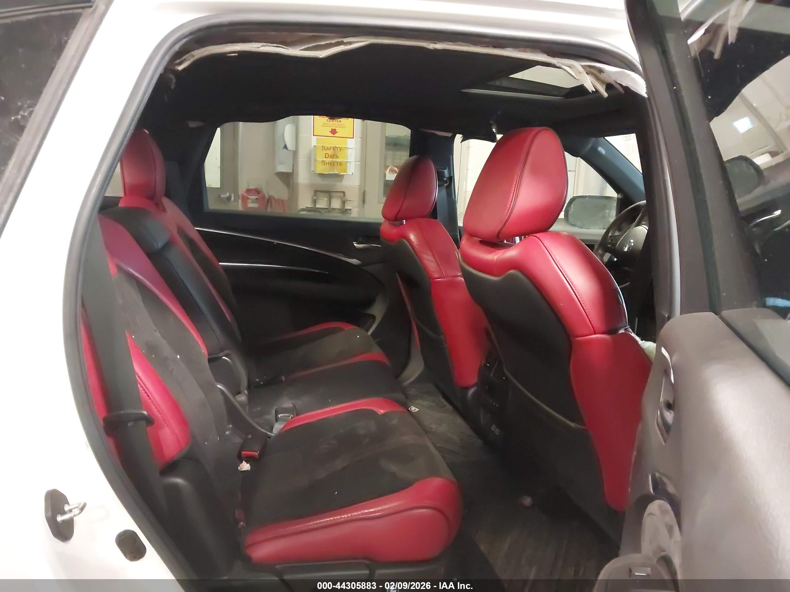 ACURA MDX image 8