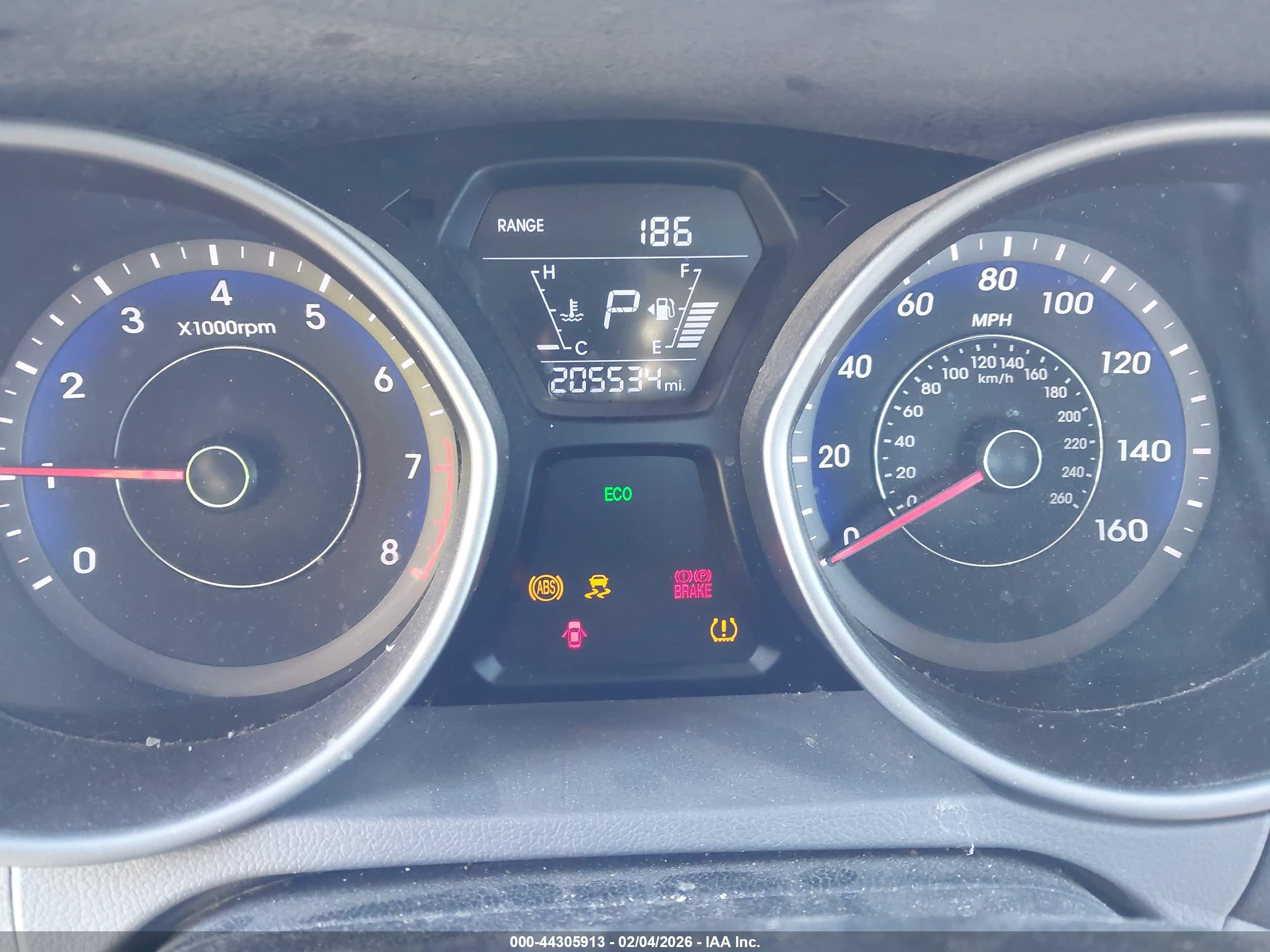 HYUNDAI ELANTRA image 7