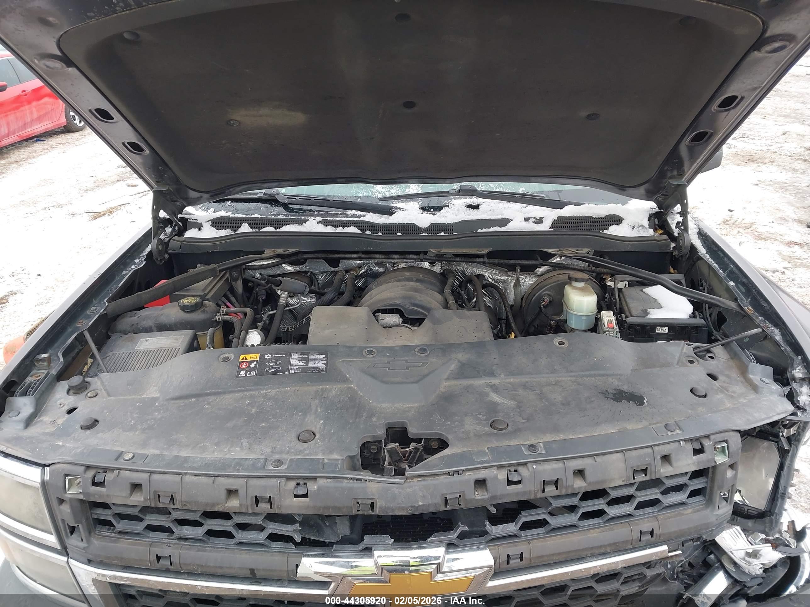CHEVROLET SILVERADO image 10