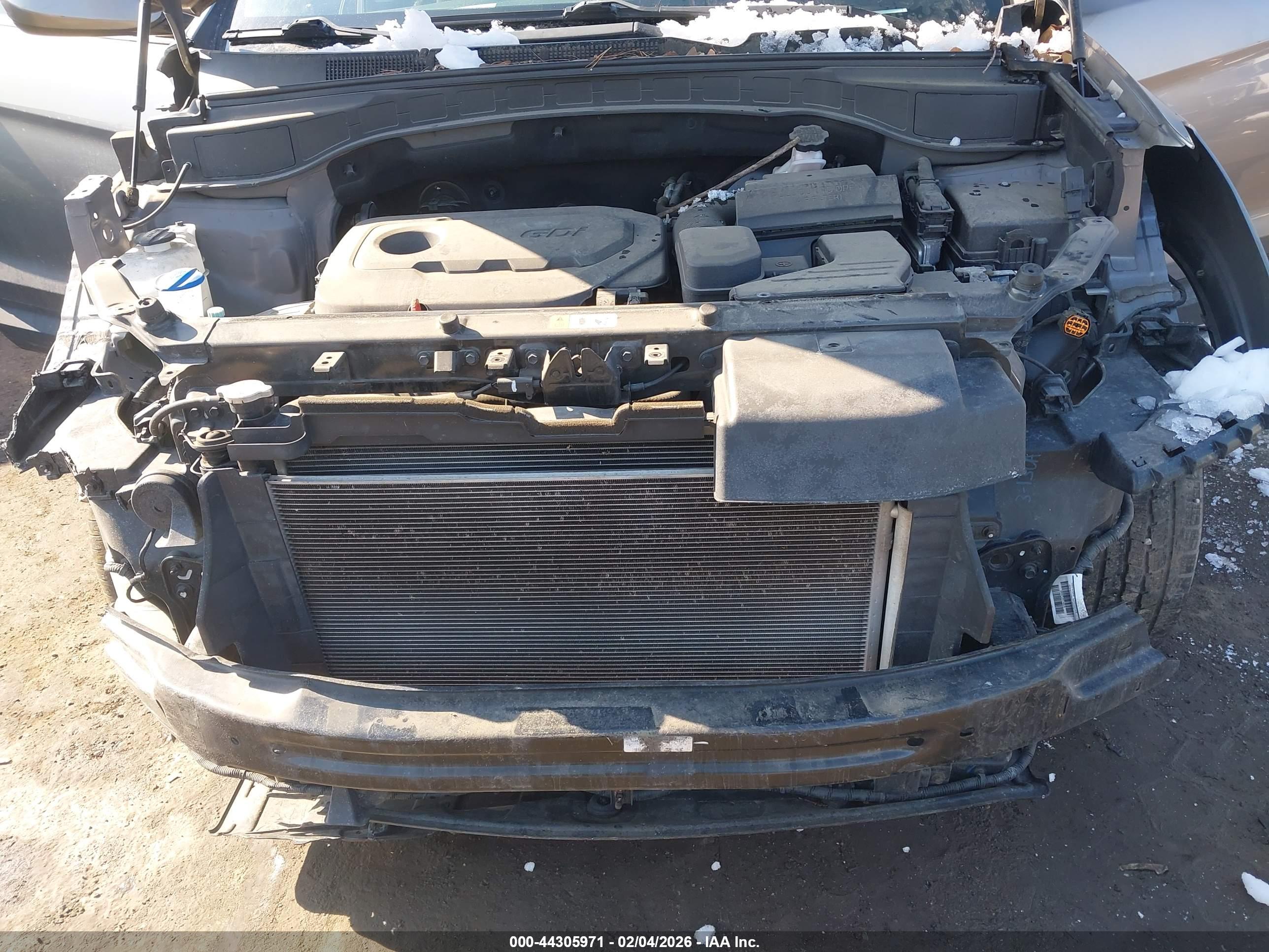 HYUNDAI SANTA image 10