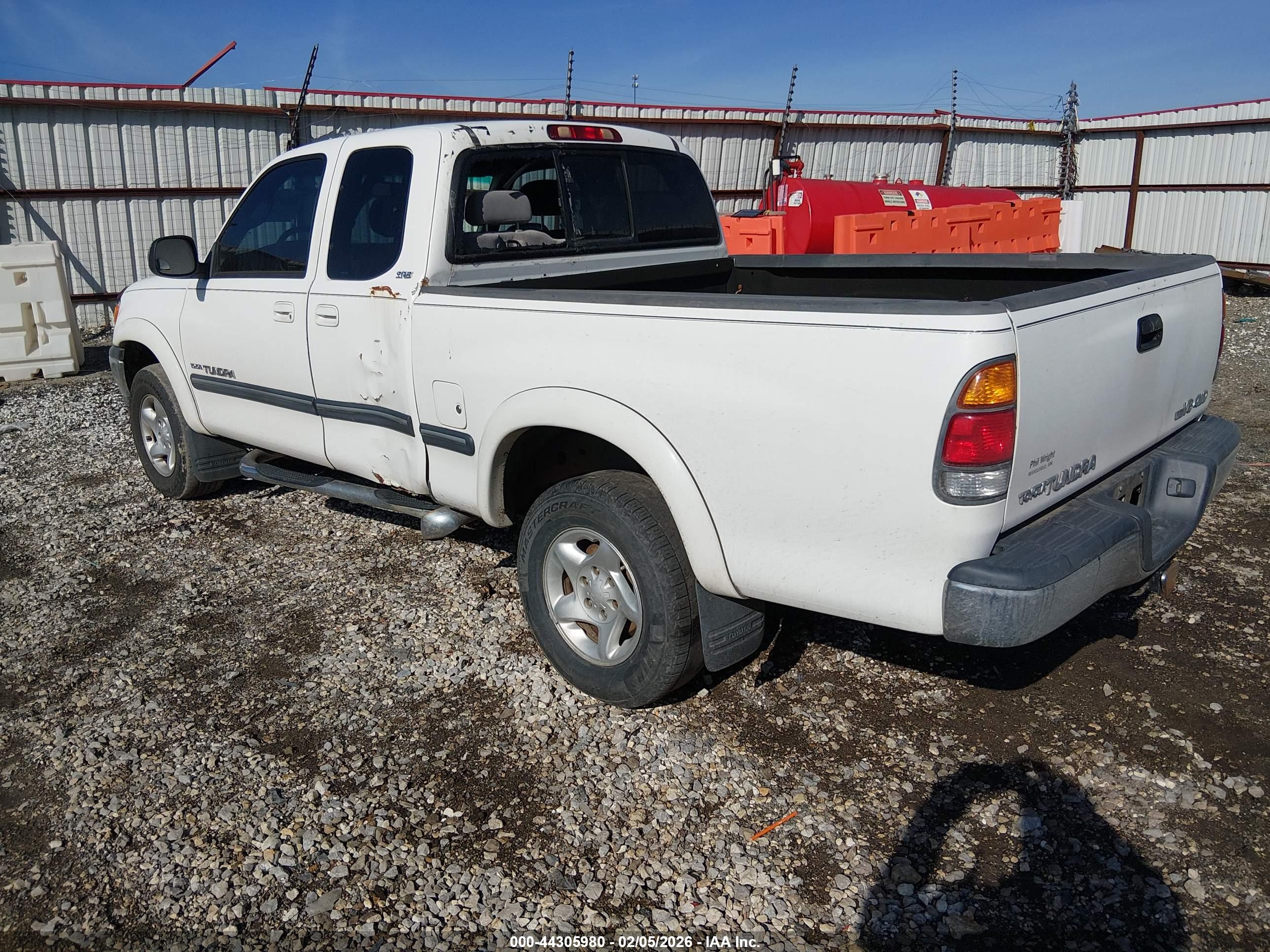 TOYOTA TUNDRA image 3