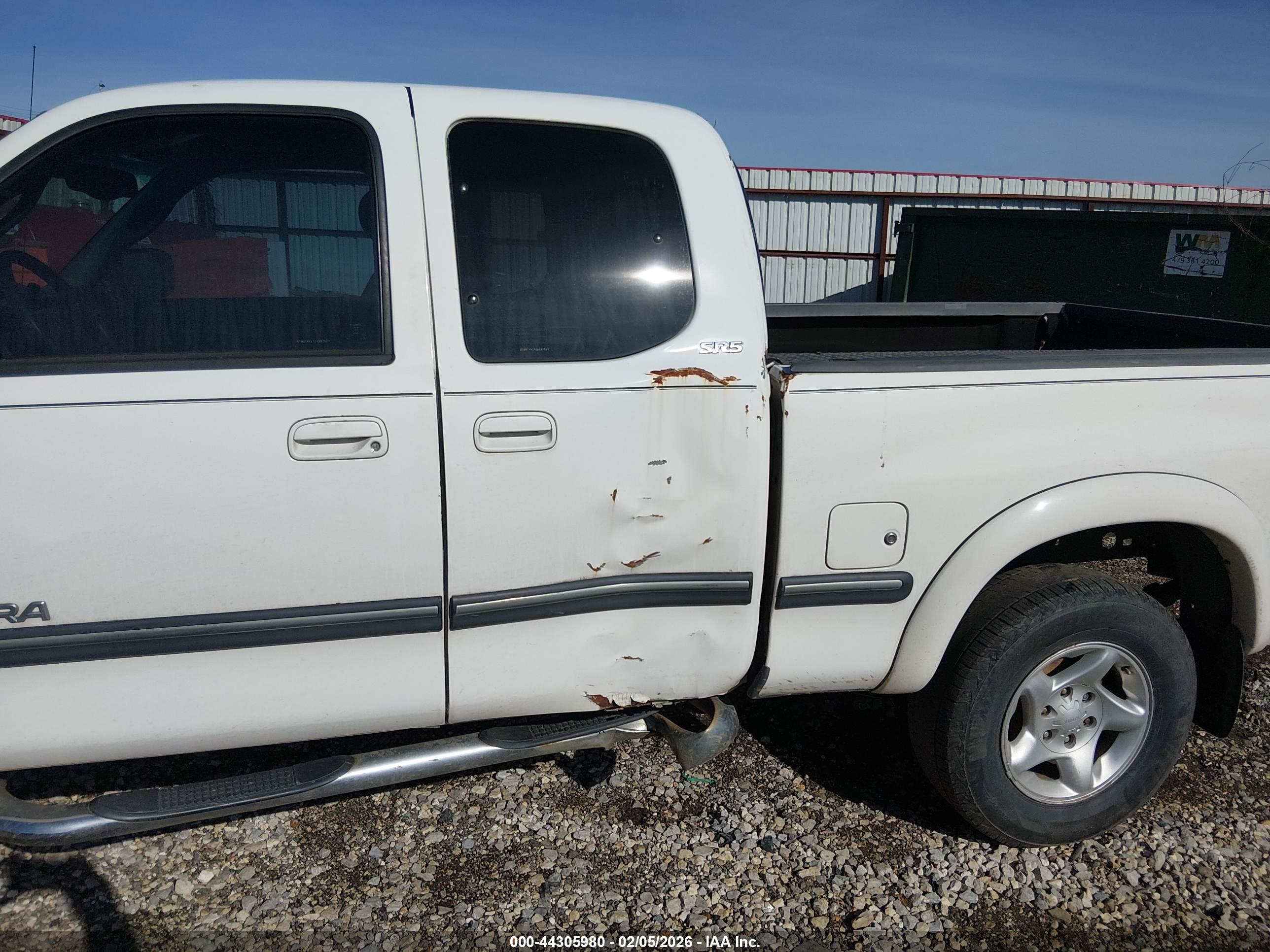 TOYOTA TUNDRA image 6