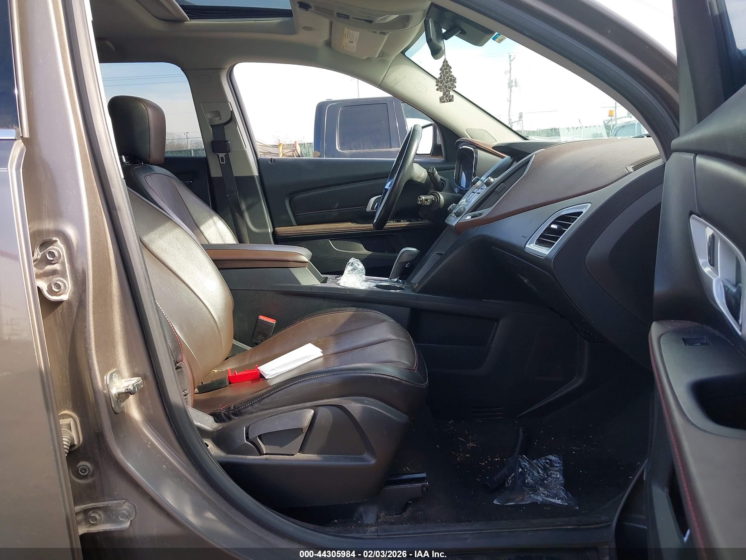 GMC TERRAIN image 5