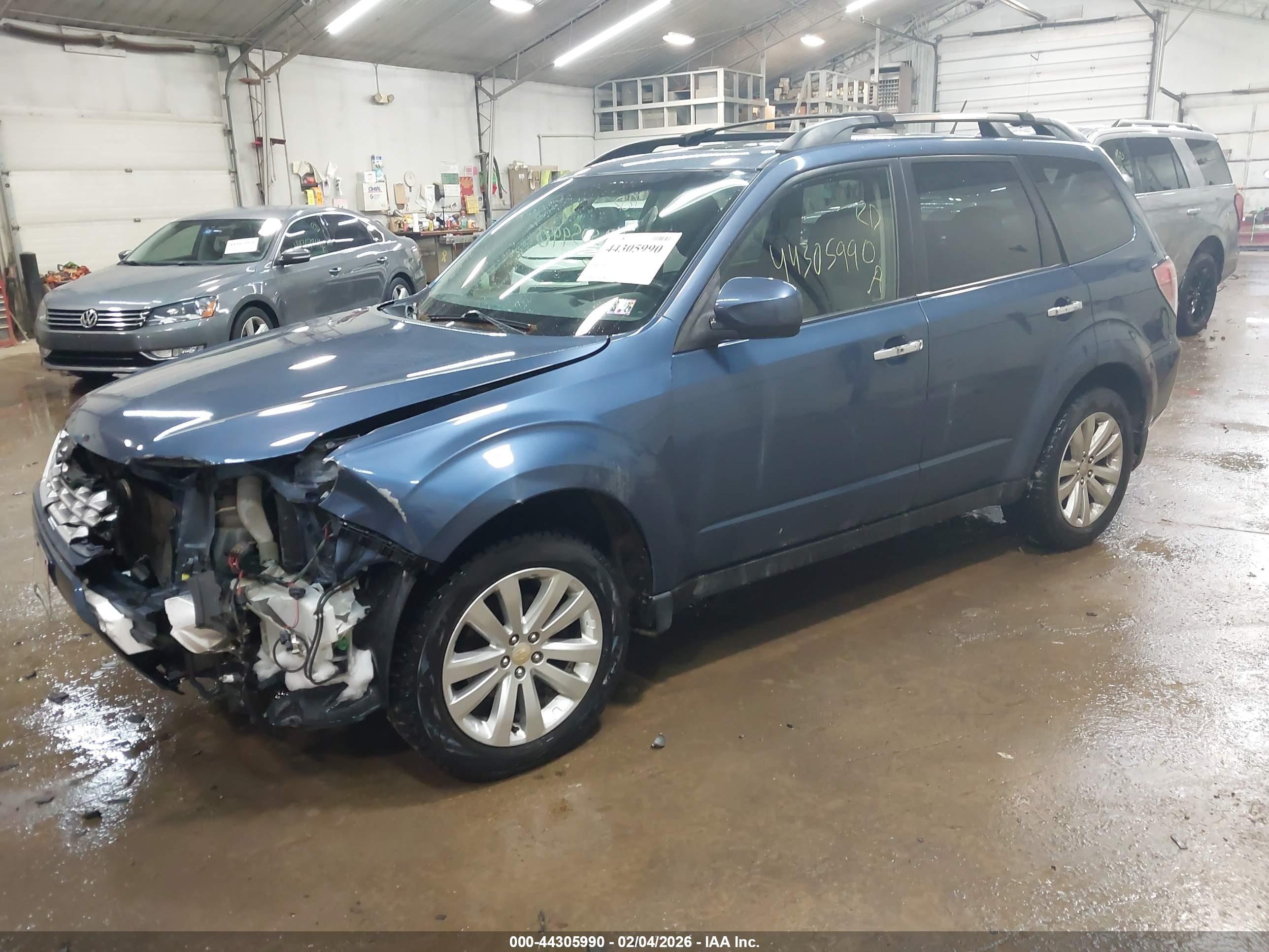 SUBARU FORESTER image 2