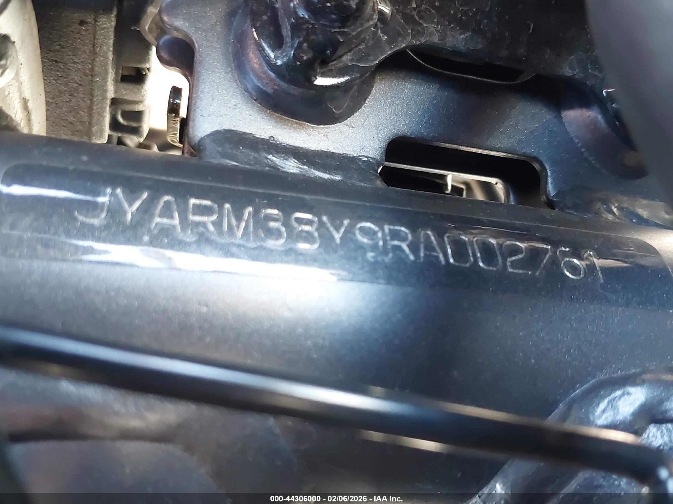 YAMAHA YZFR7 image 10
