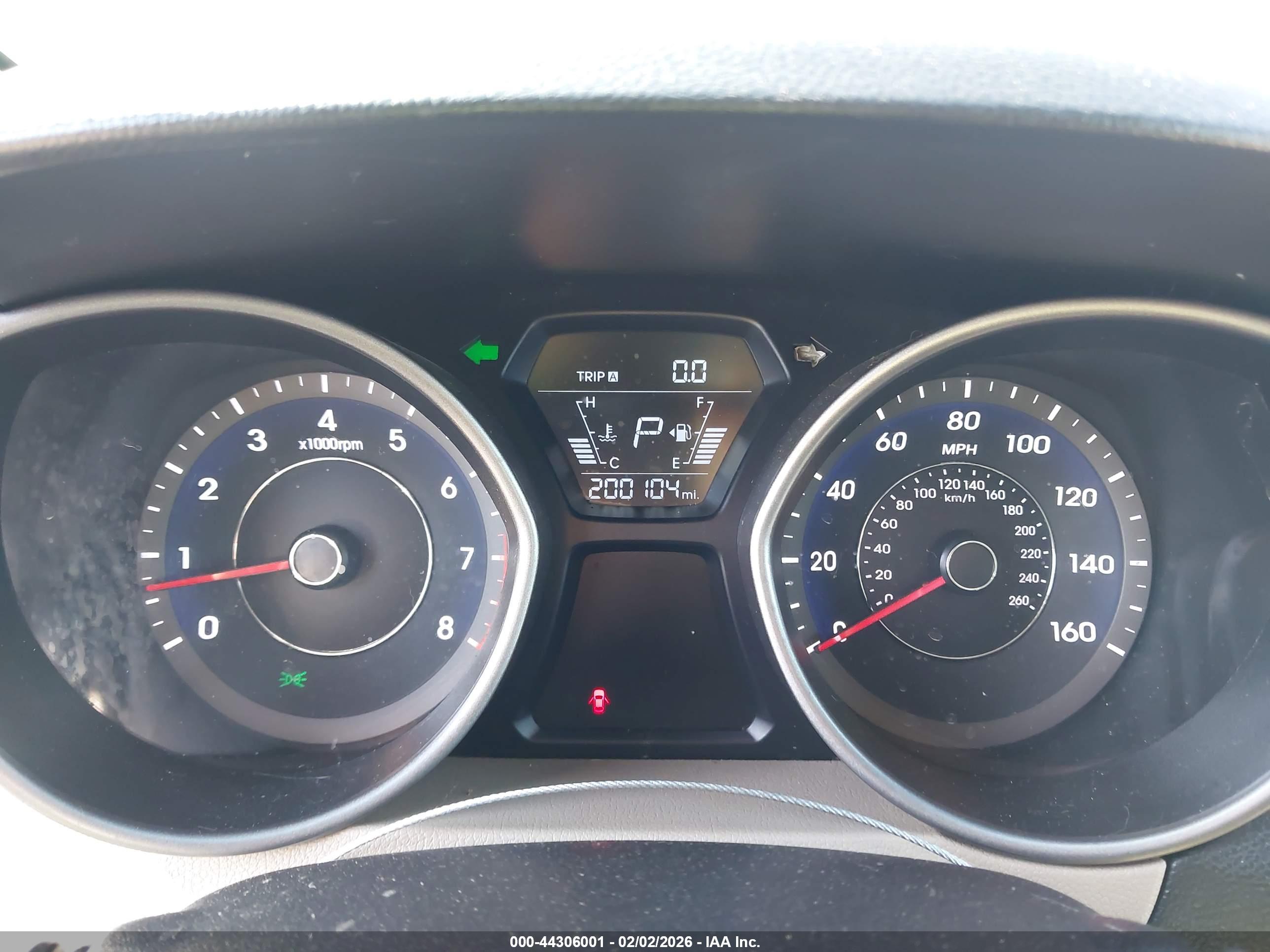 HYUNDAI ELANTRA image 7