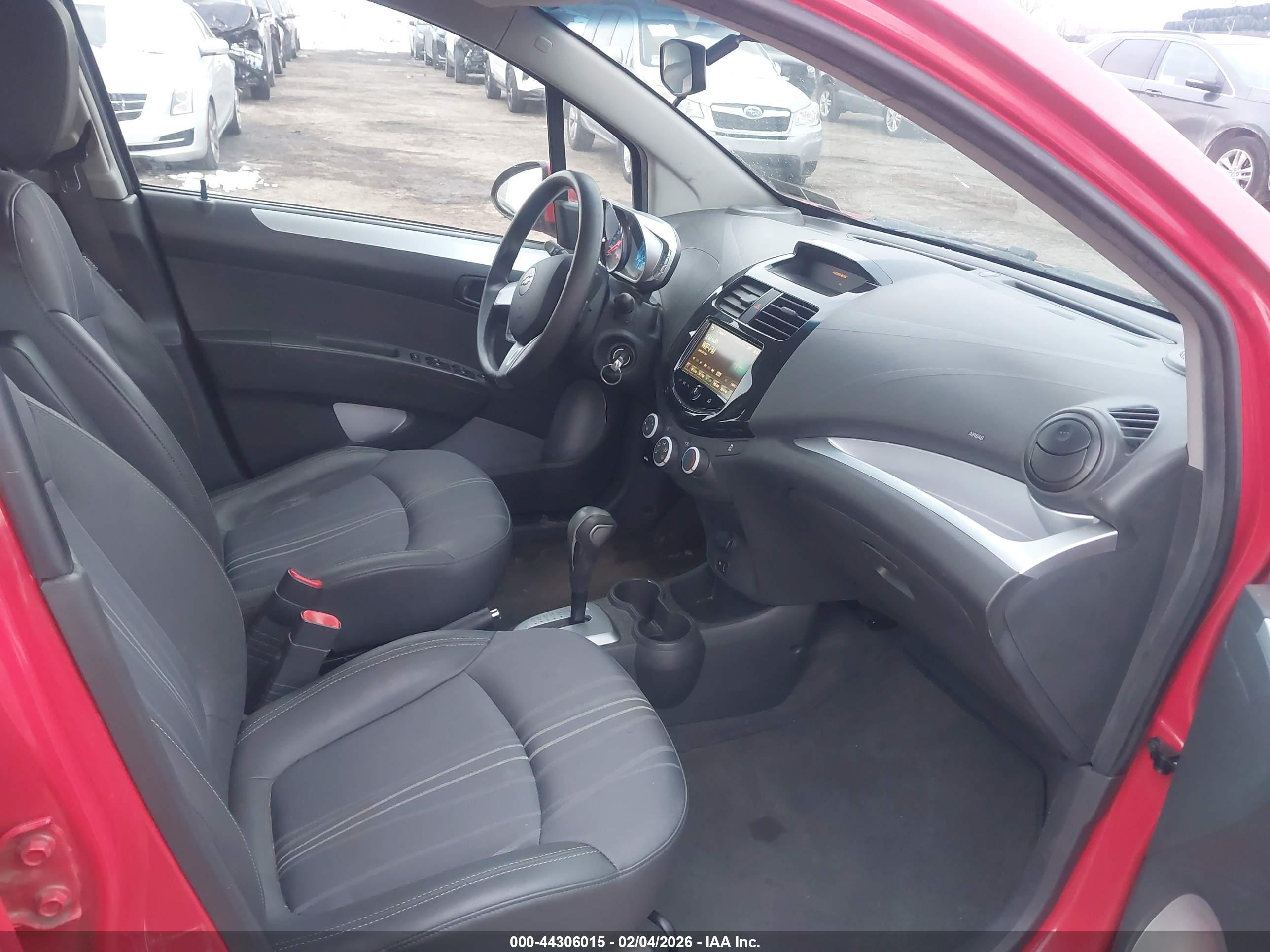 CHEVROLET SPARK image 5