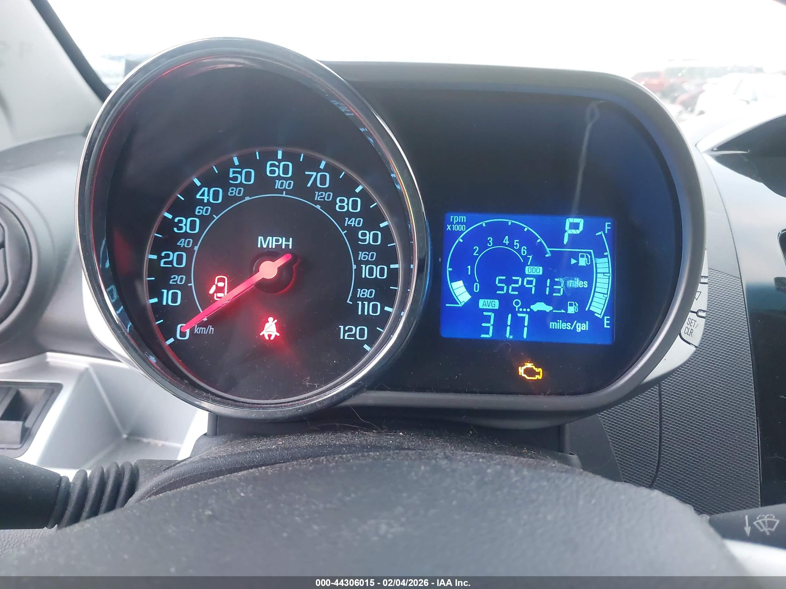 CHEVROLET SPARK image 7