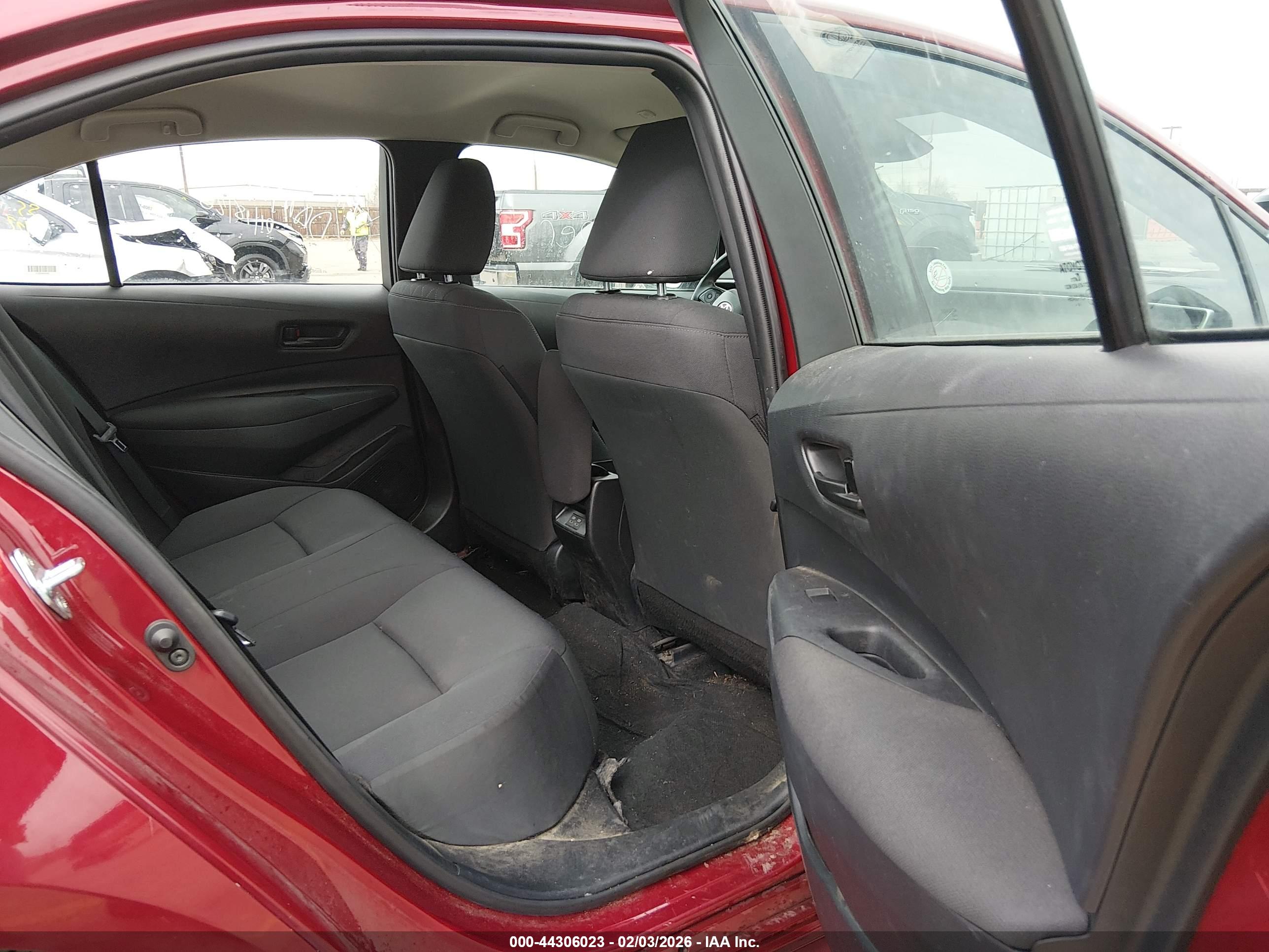 TOYOTA COROLLA image 8