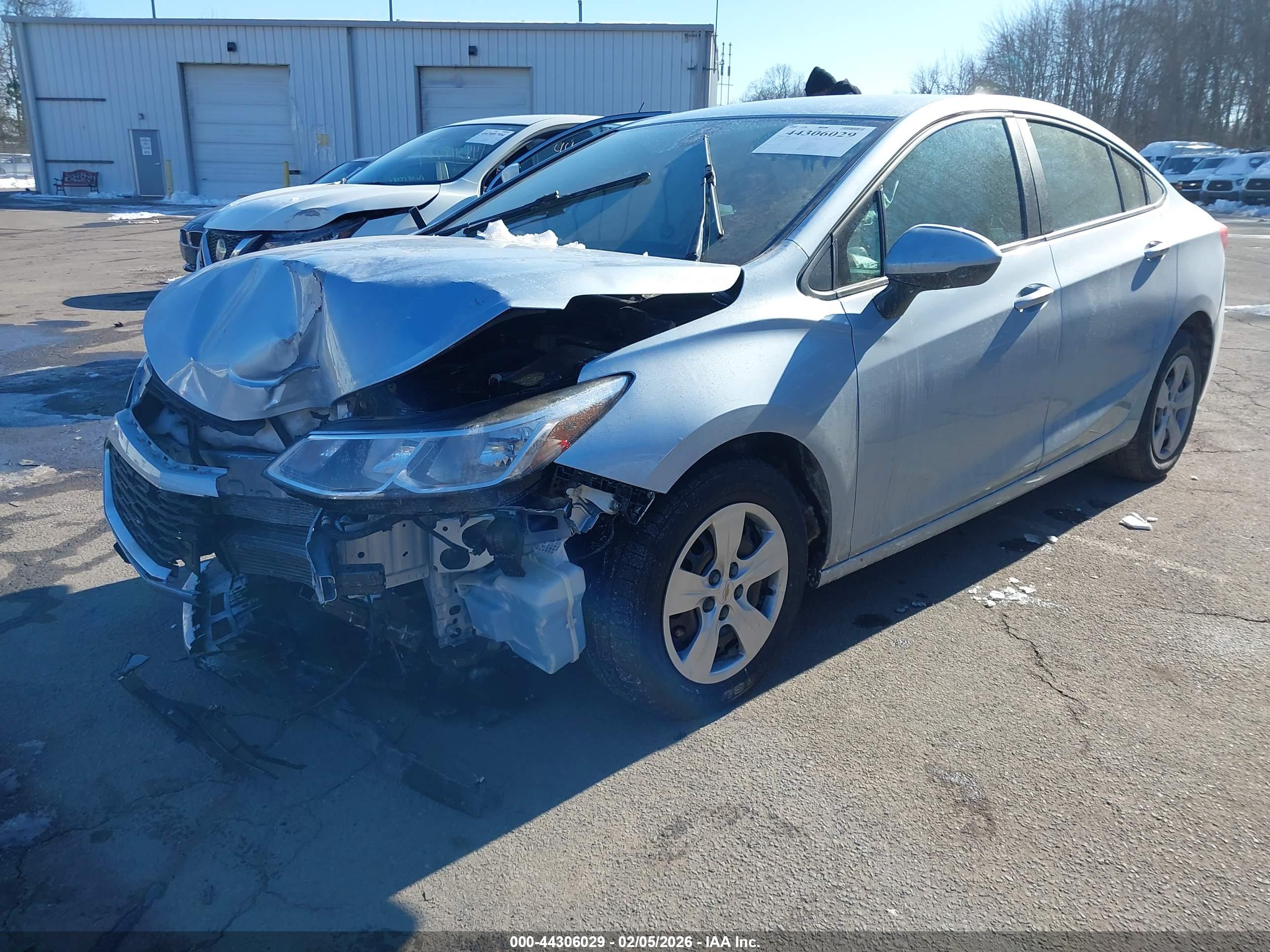 CHEVROLET CRUZE image 2