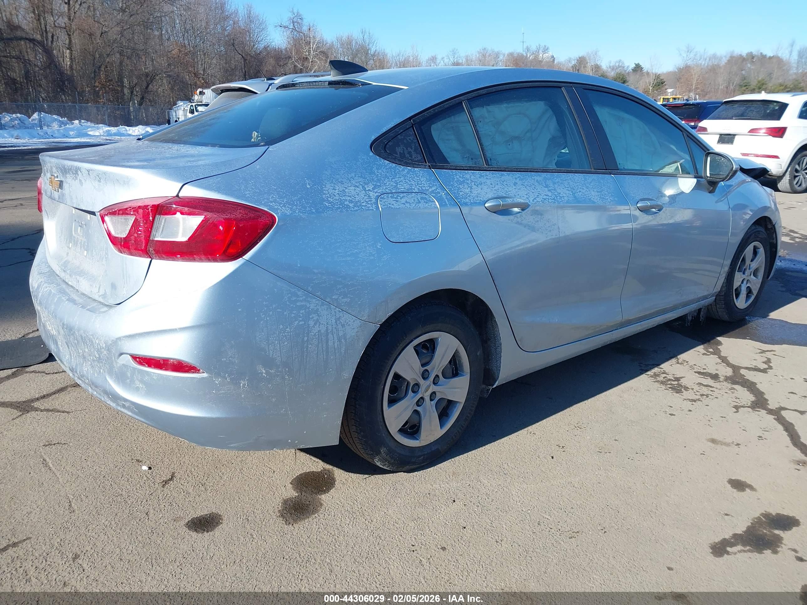 CHEVROLET CRUZE image 4