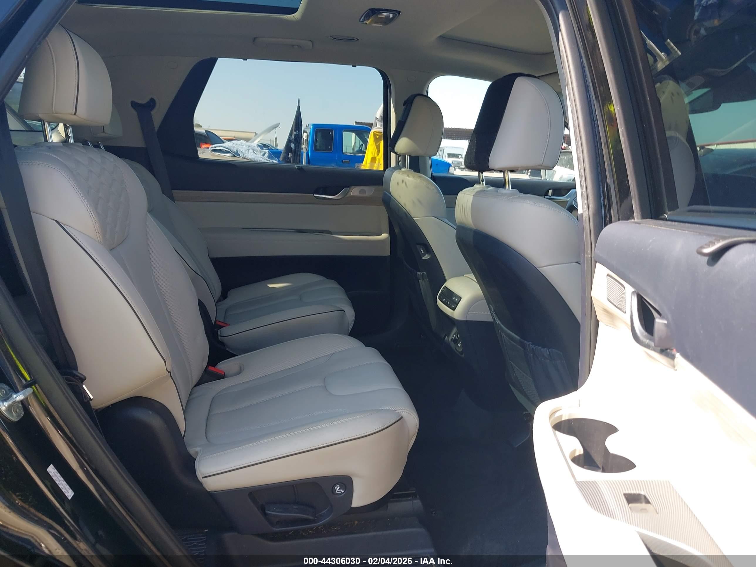 HYUNDAI PALISADE image 8