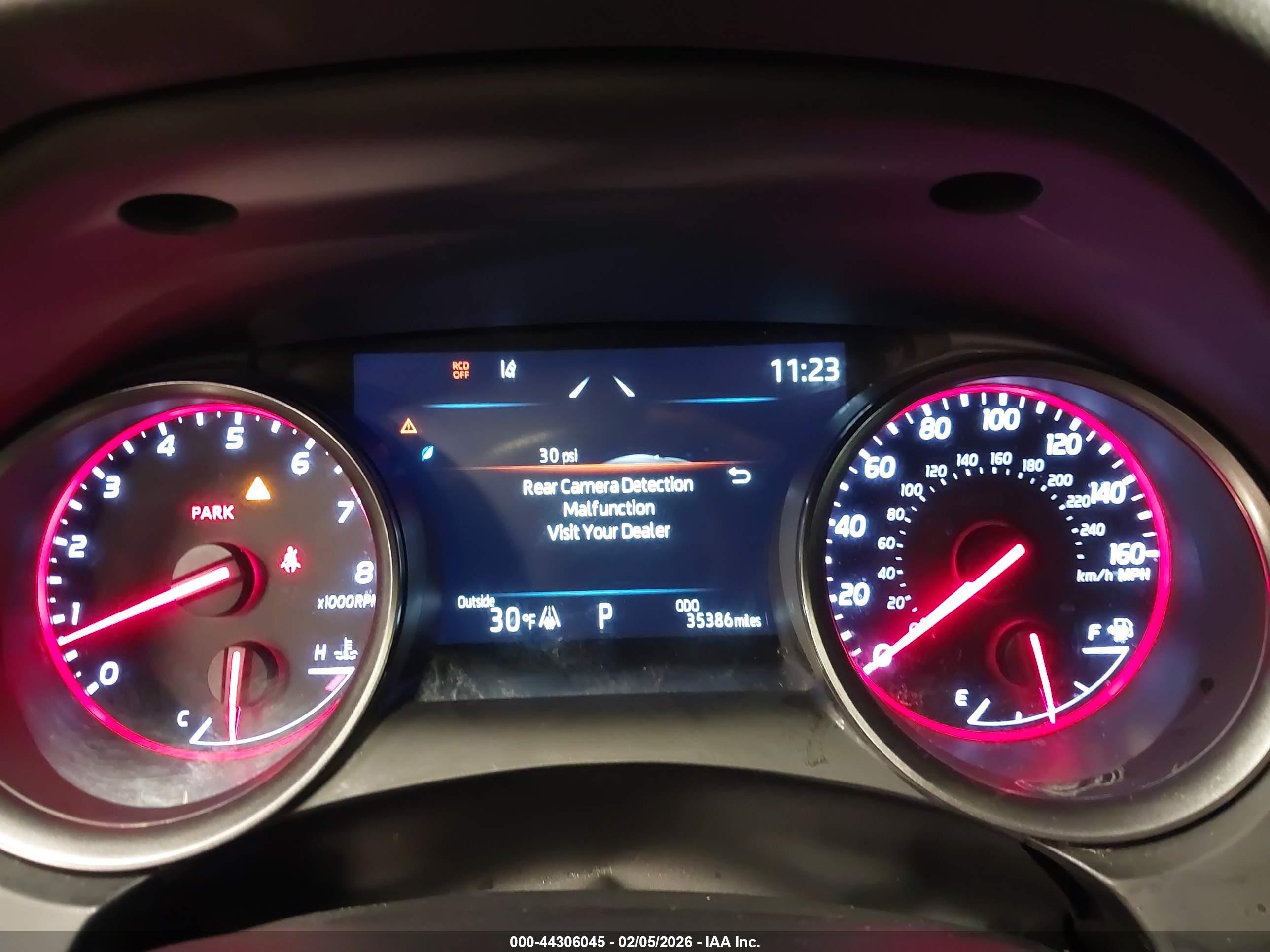 TOYOTA CAMRY image 7