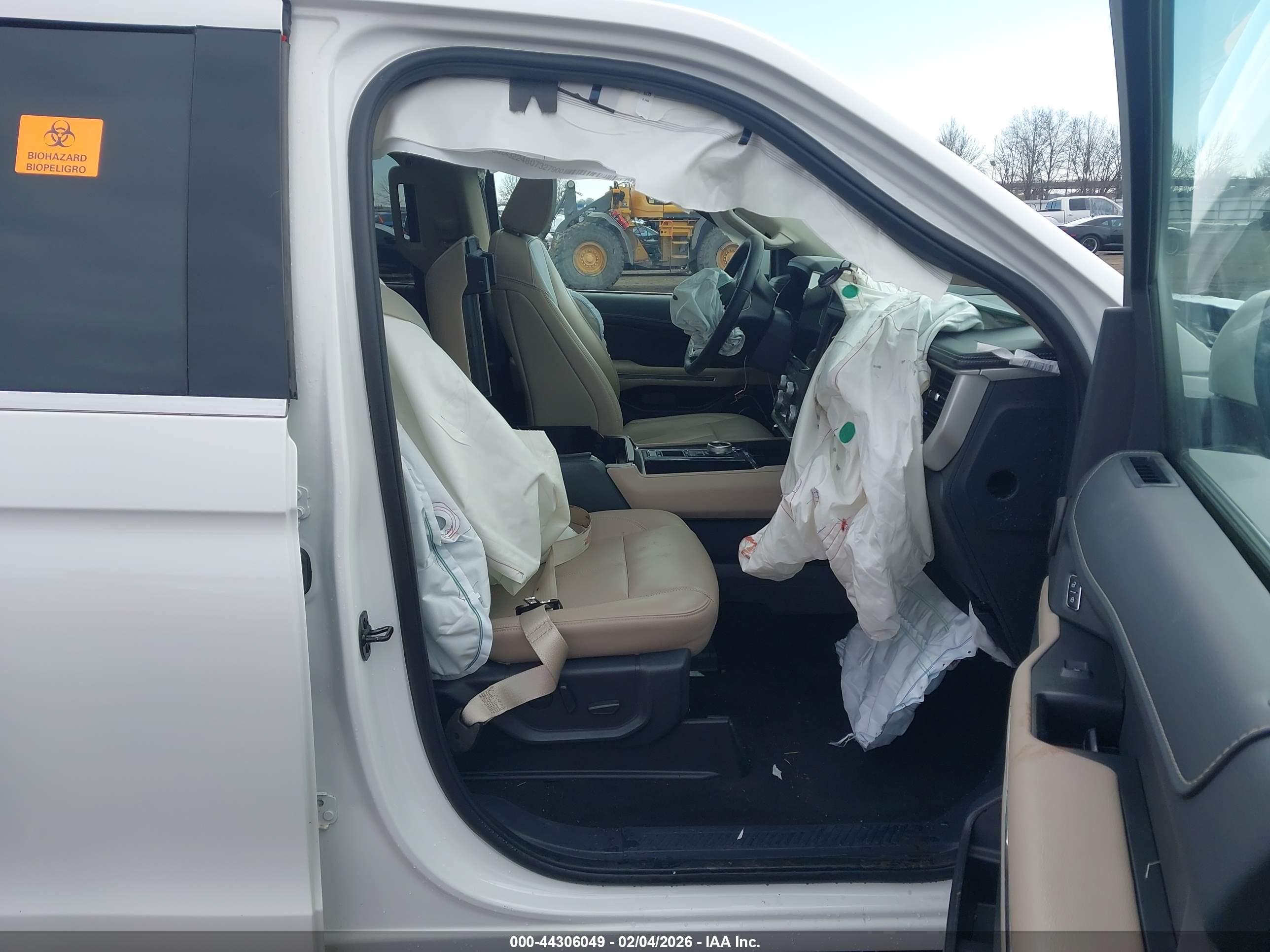 FORD EXPEDITION image 5