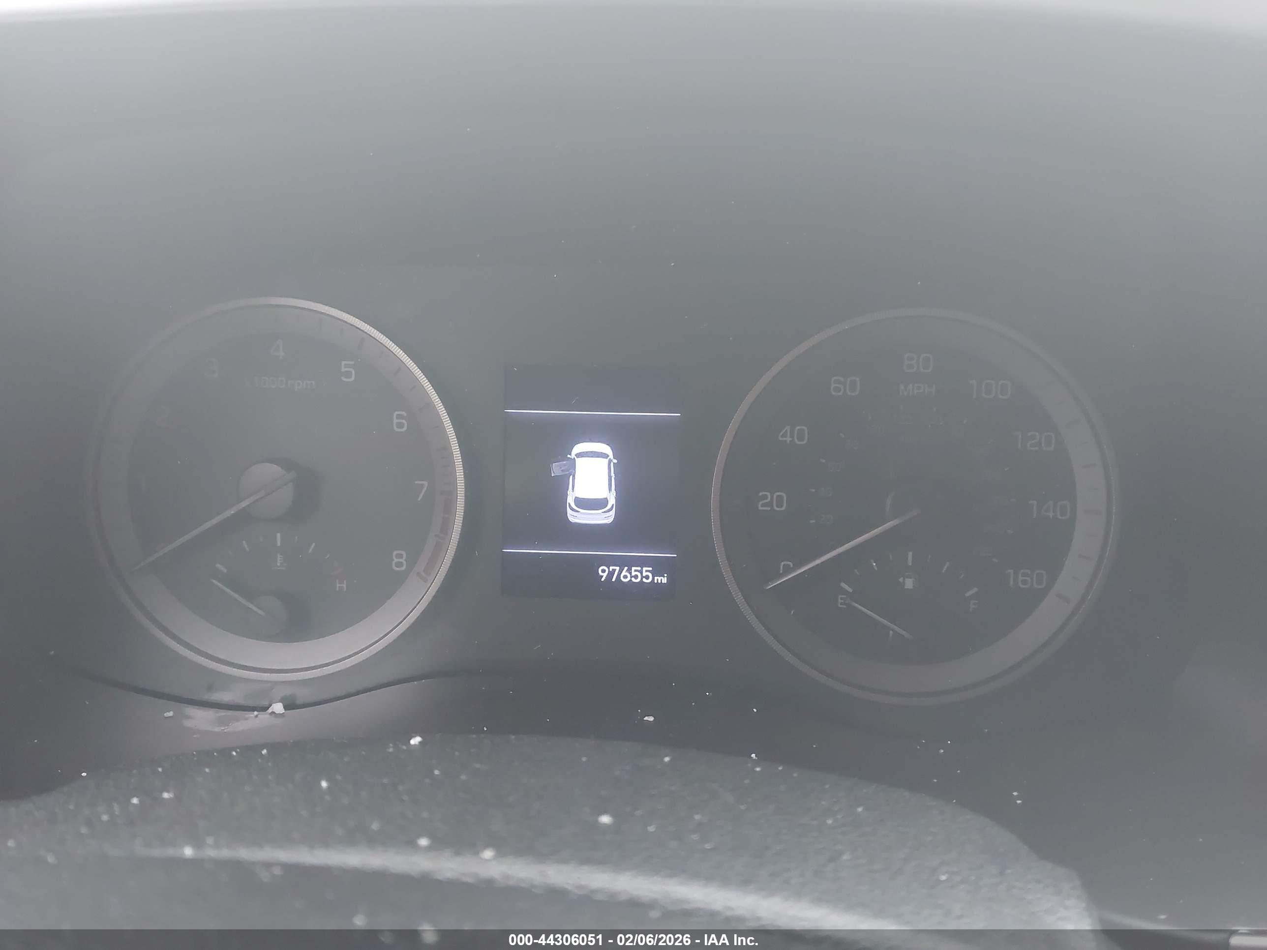 HYUNDAI TUCSON image 7