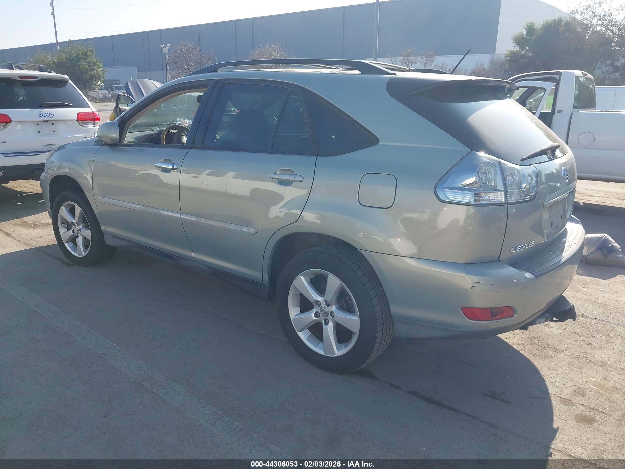 LEXUS RX image 3
