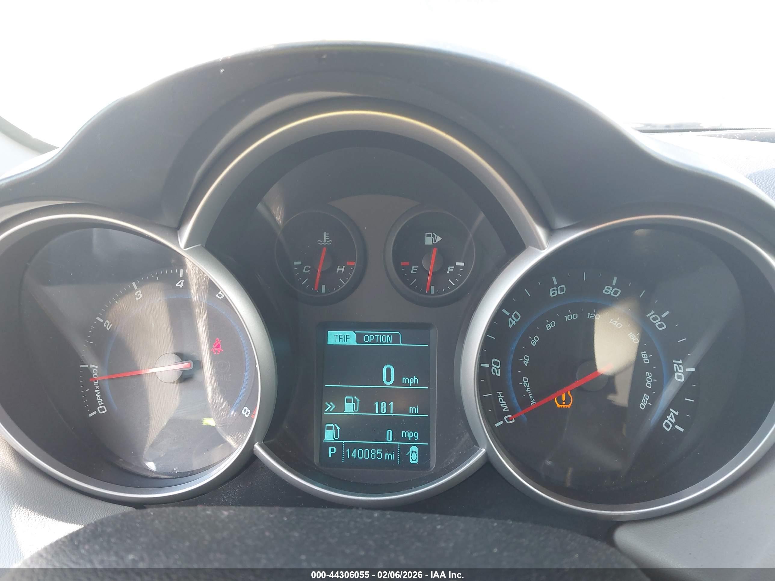 CHEVROLET CRUZE image 7
