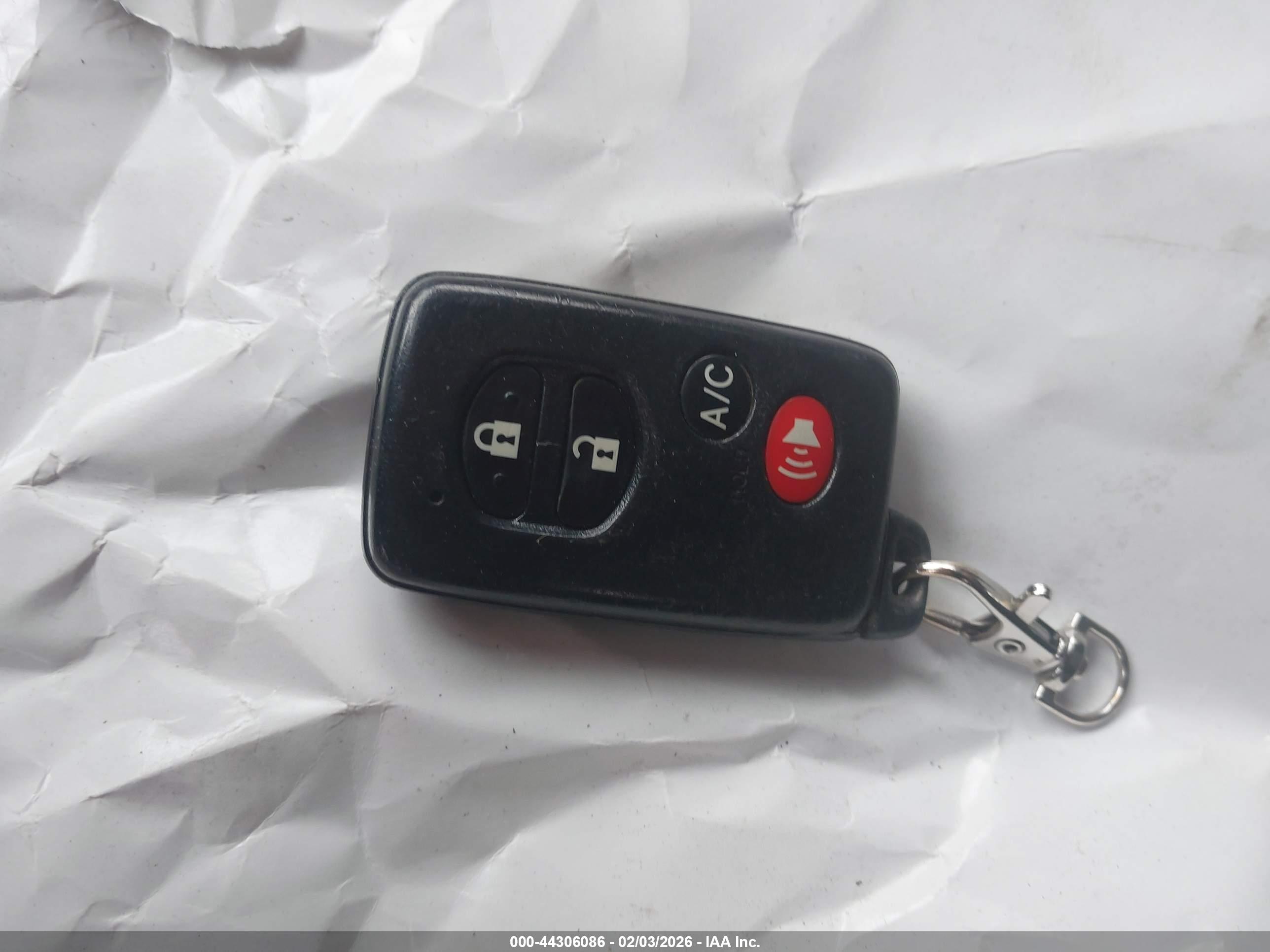 TOYOTA PRIUS image 11