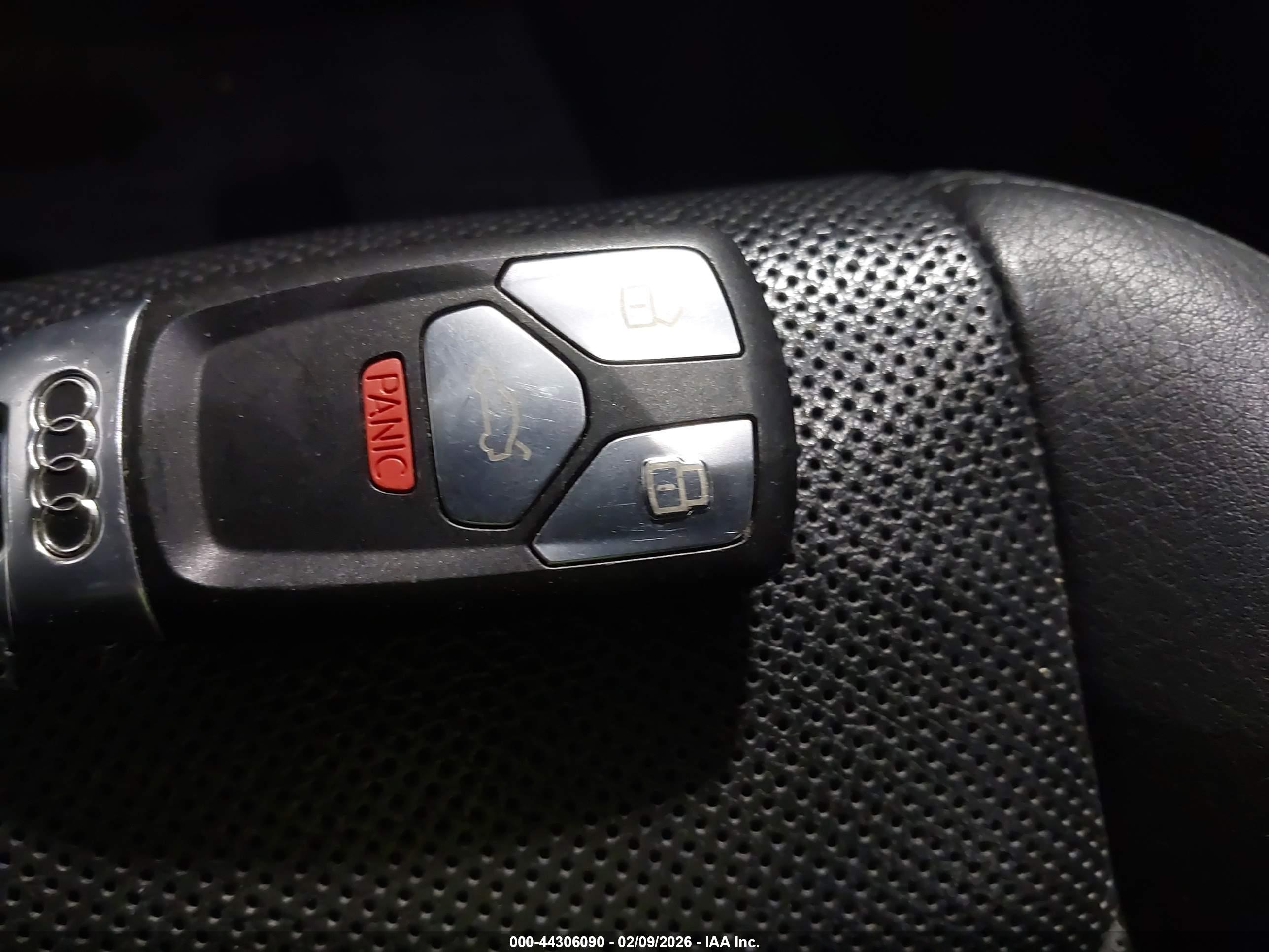 AUDI Q7 image 11