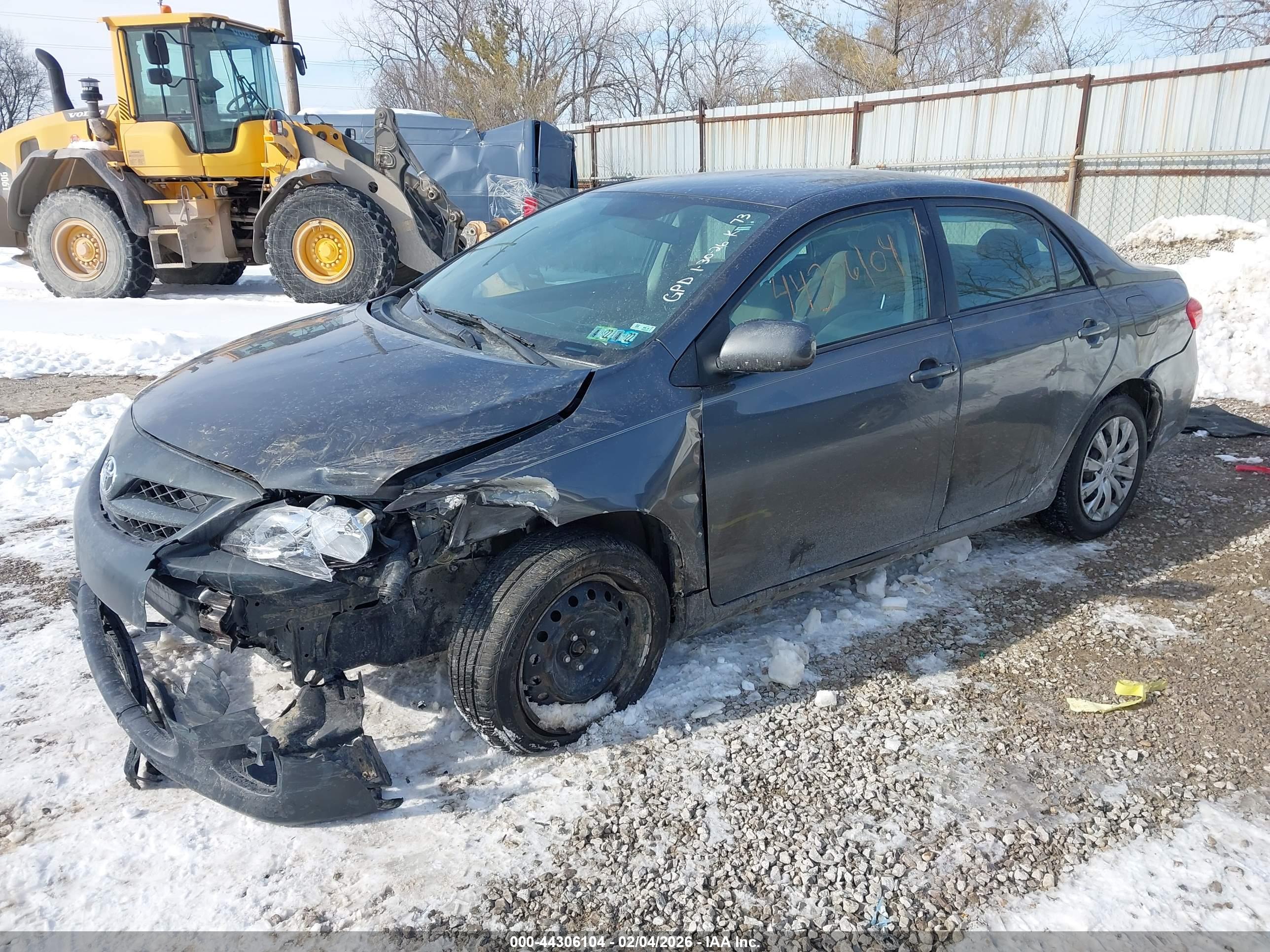 TOYOTA COROLLA image 2